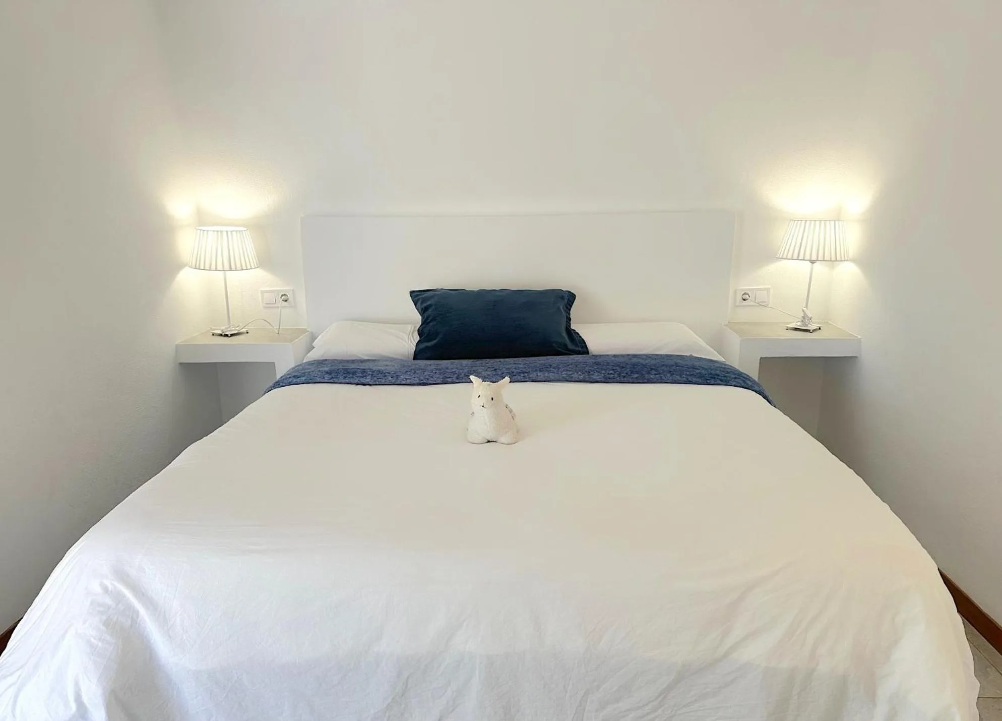 Property building, Bed in Starbal Love