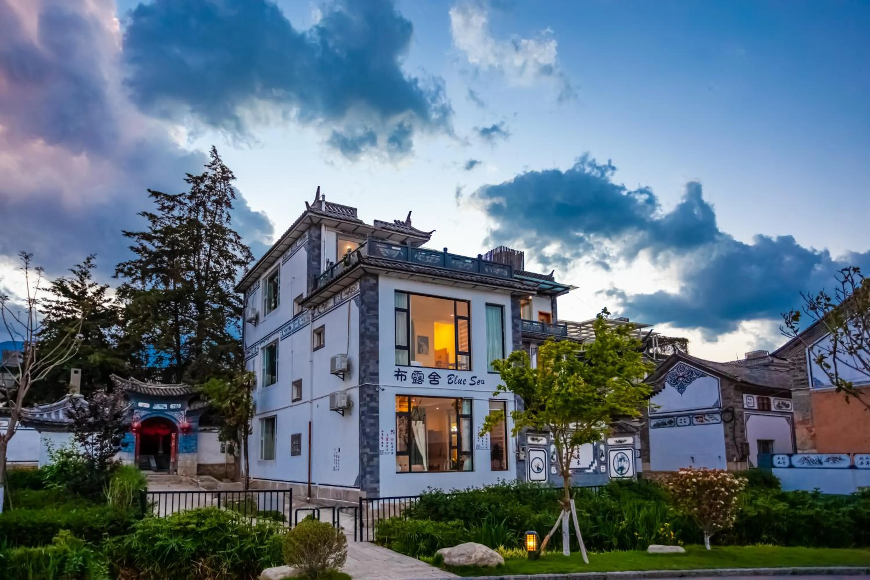 Property building in Blue Sea Hotel