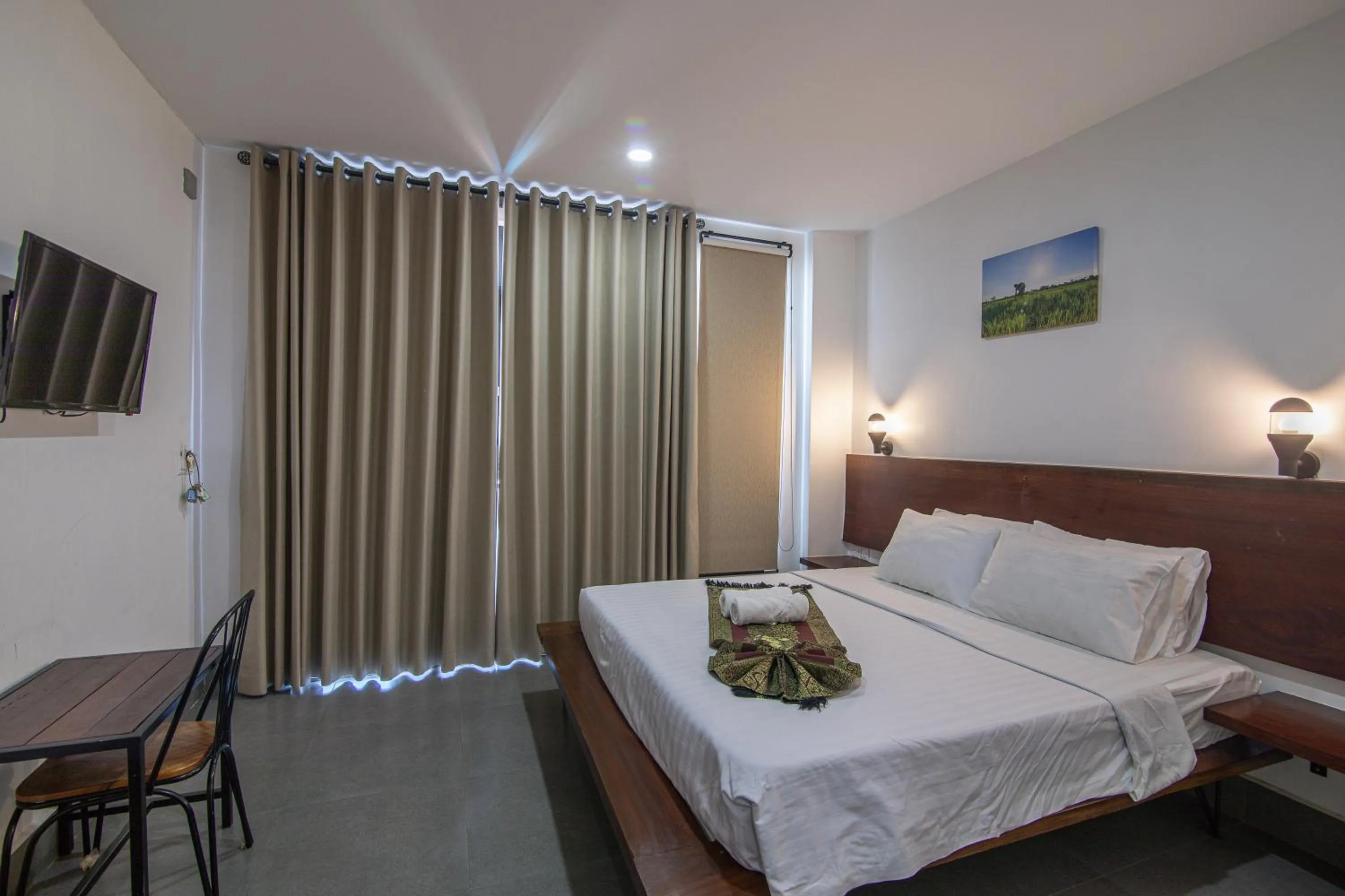 Bedroom, Bed in Pooltop Phnom Penh