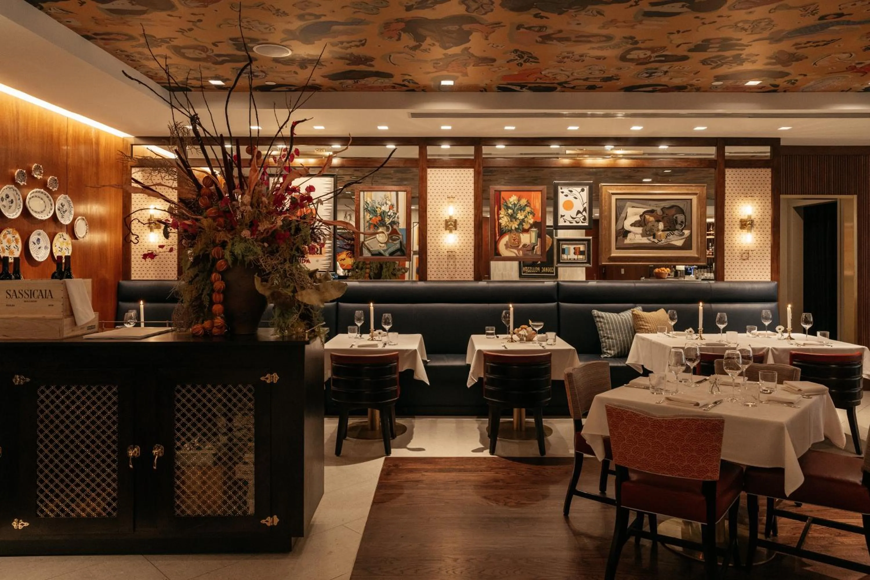 Restaurant/places to eat in Thompson Dallas, by Hyatt