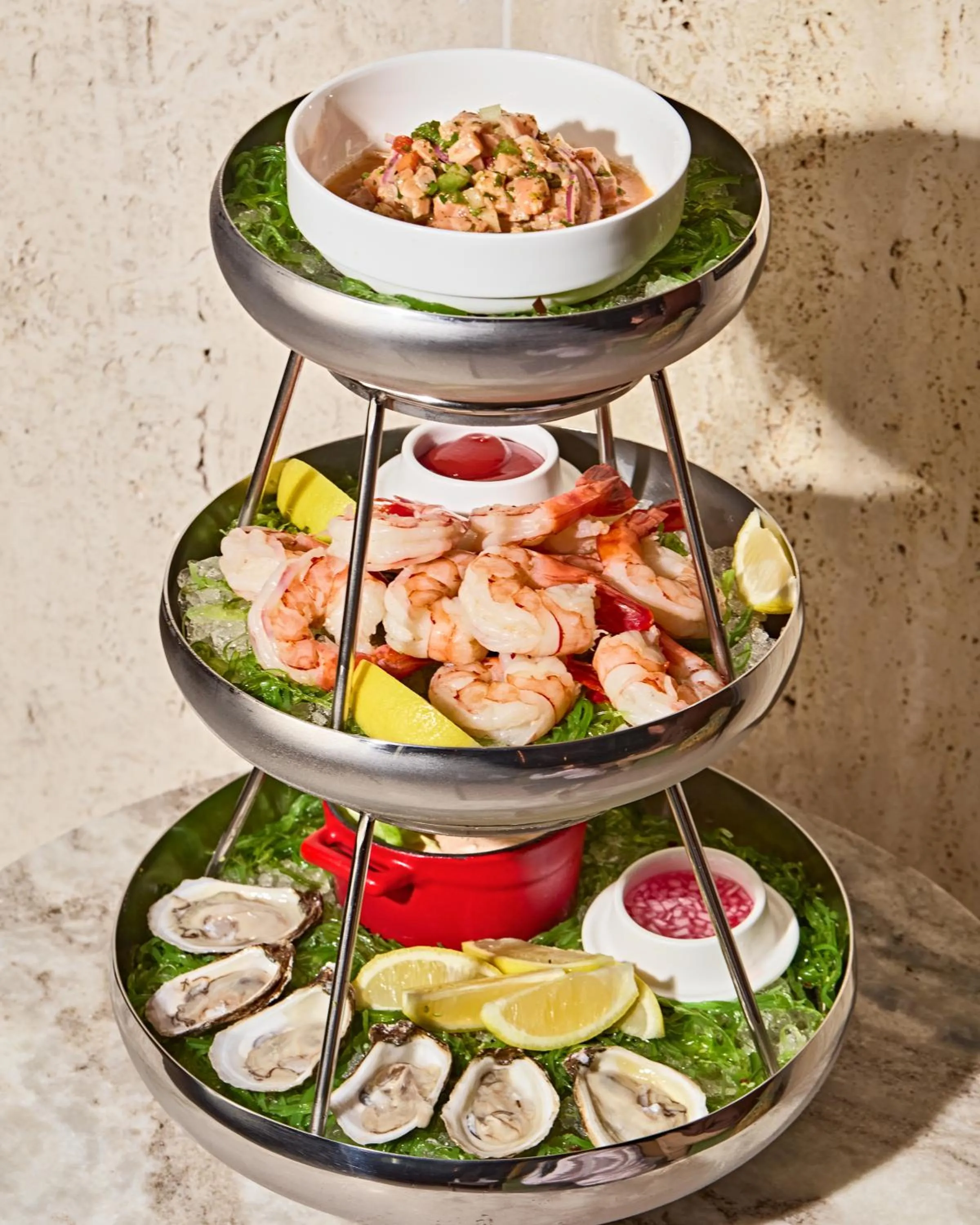 Restaurant/places to eat in Thompson Dallas, by Hyatt