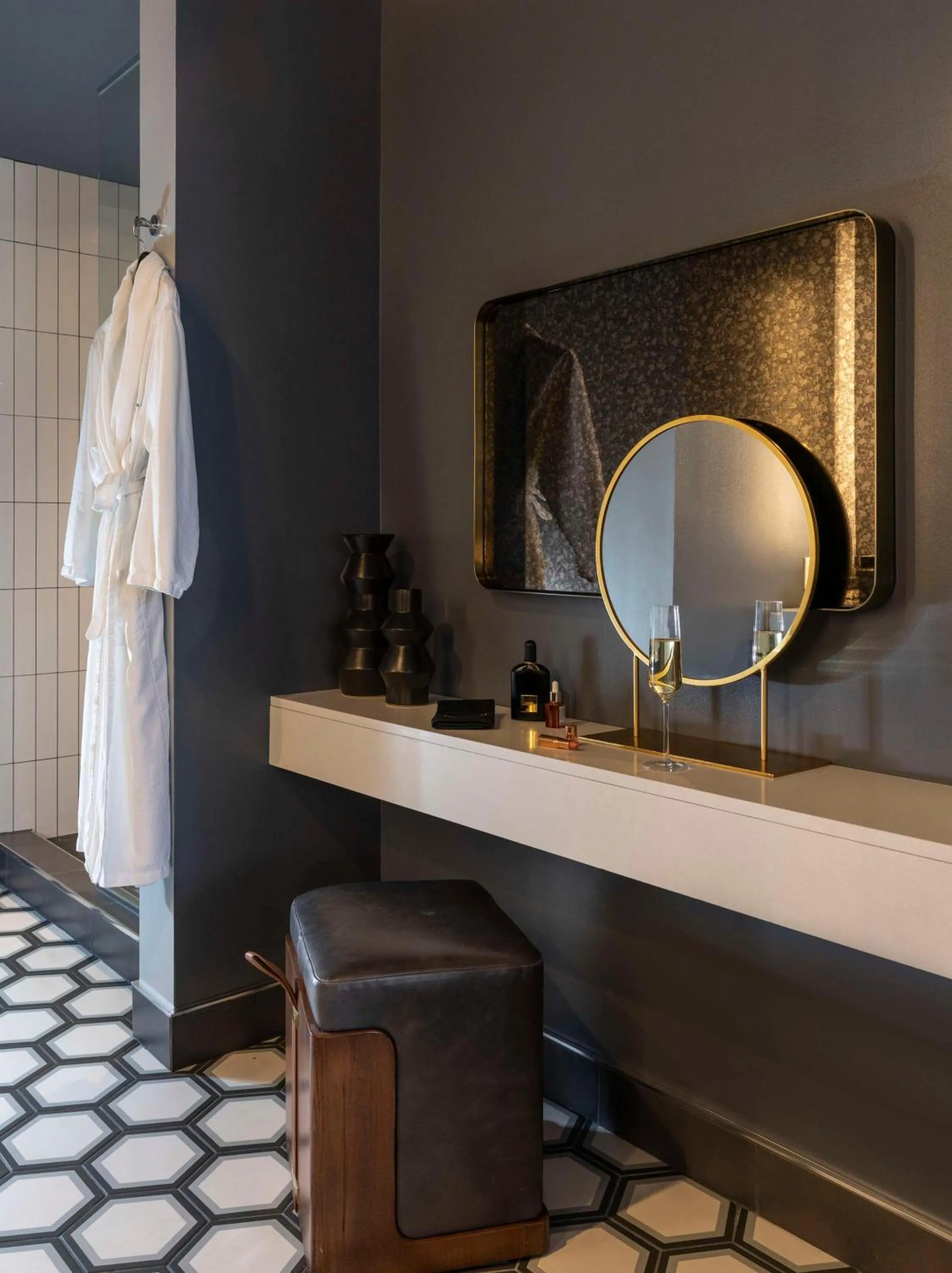 Bathroom in Thompson Dallas, by Hyatt