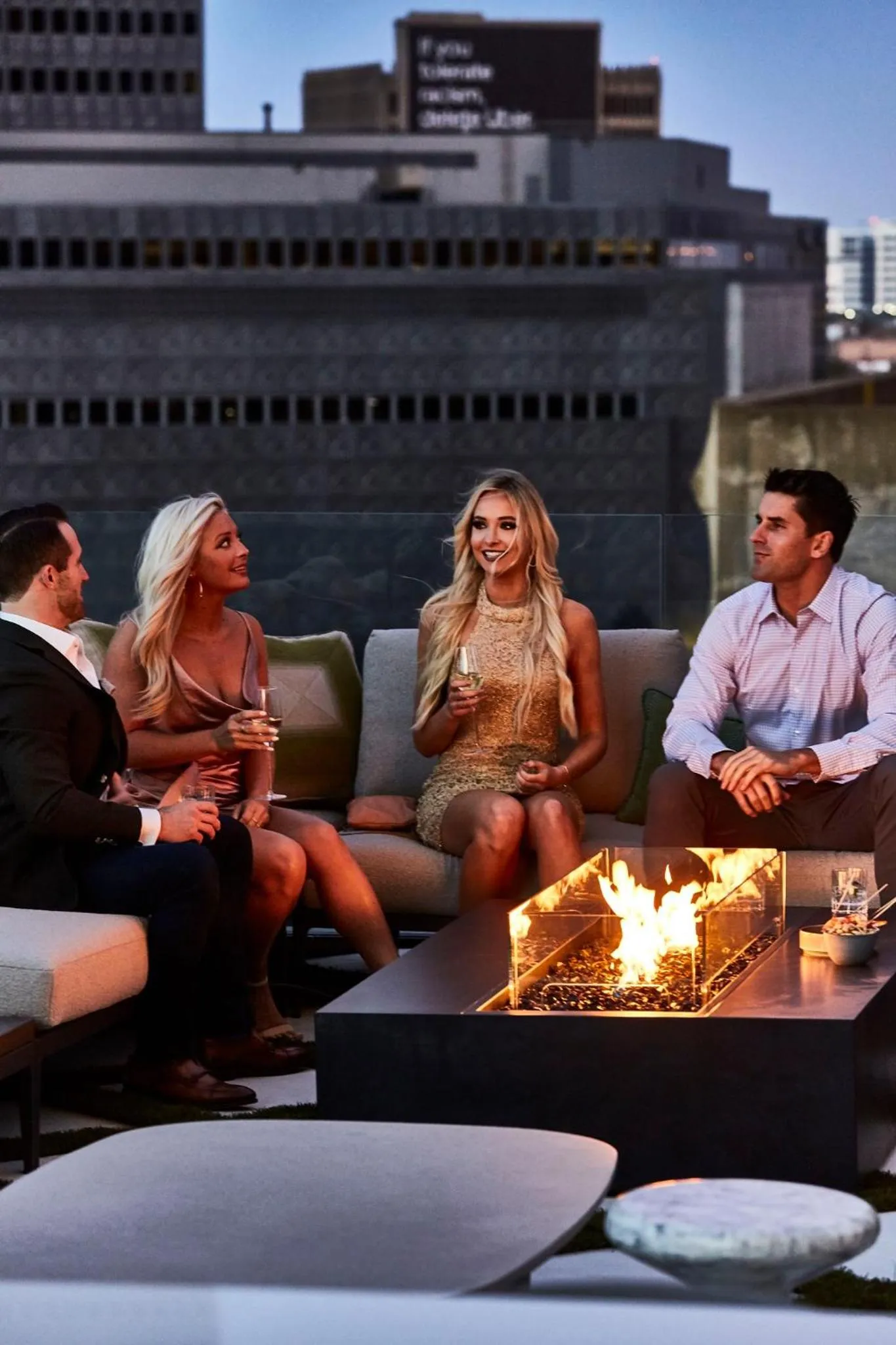 Restaurant/places to eat in Thompson Dallas, by Hyatt