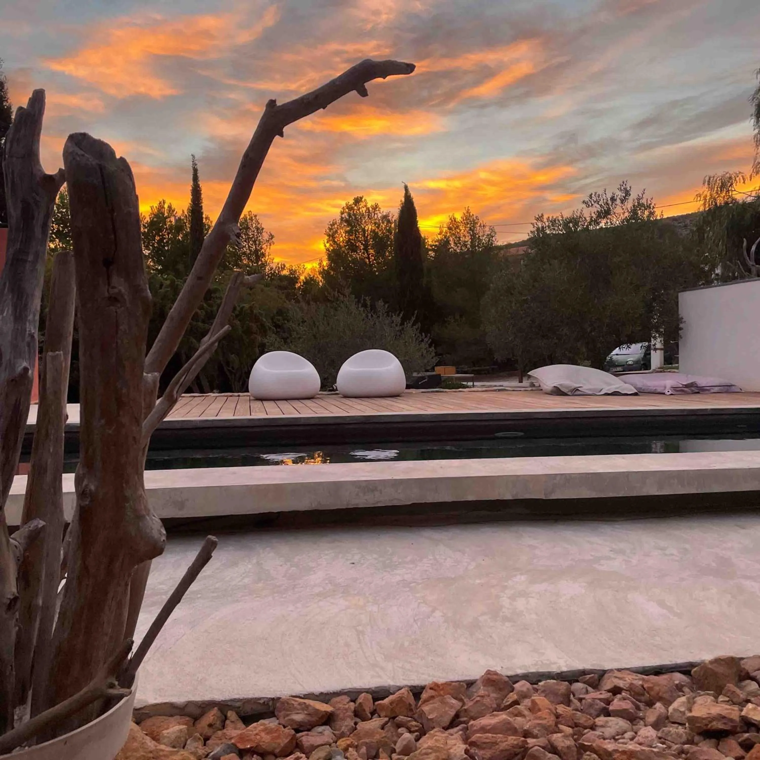 Swimming pool in 4u Bed & Spa