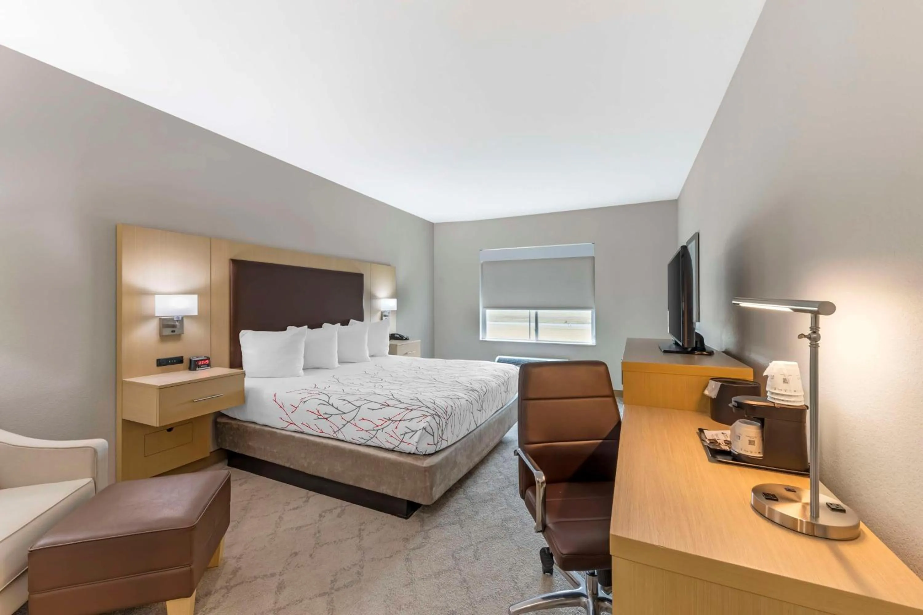 Bedroom, Bed in Best Western Plus Chickasha Inn