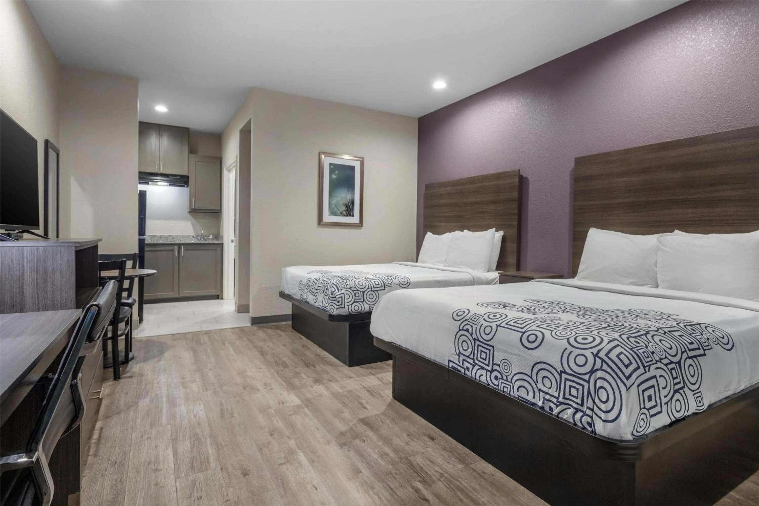 Bedroom, Bed in SureStay Plus Hotel by Best Western Ada