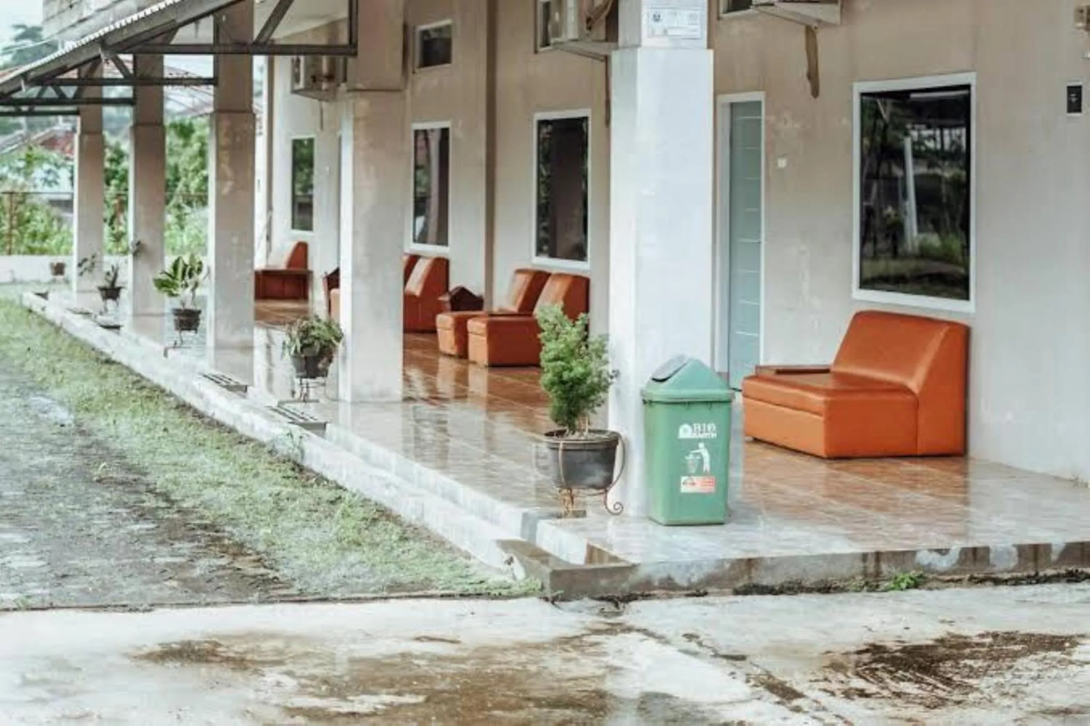 Patio in Pondok Kelapa Homestay near Unila Lampung RedPartner