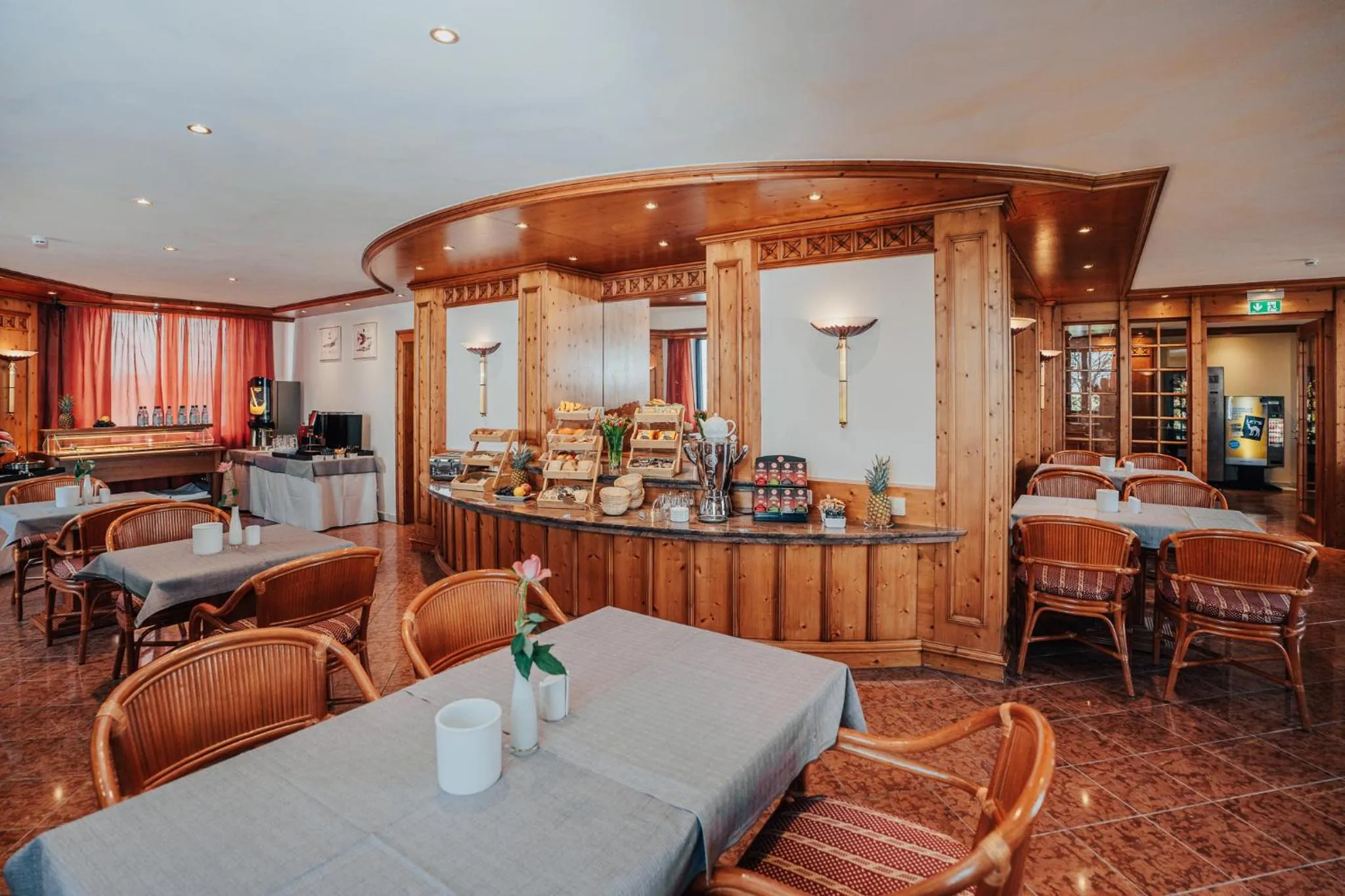 Buffet breakfast in Lechpark Hotel