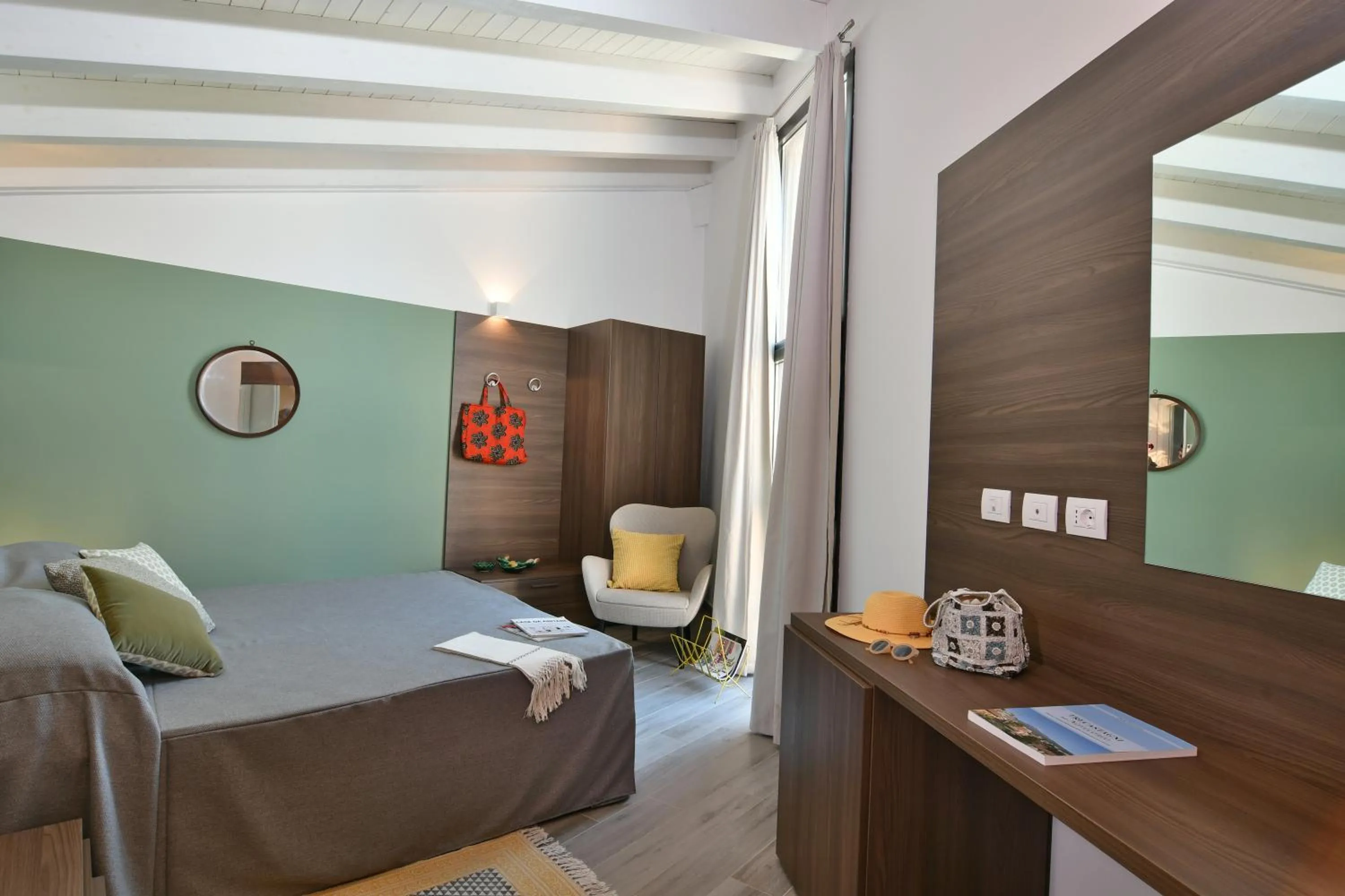 Photo of the whole room, Bed in Cirasa Luxury Country House