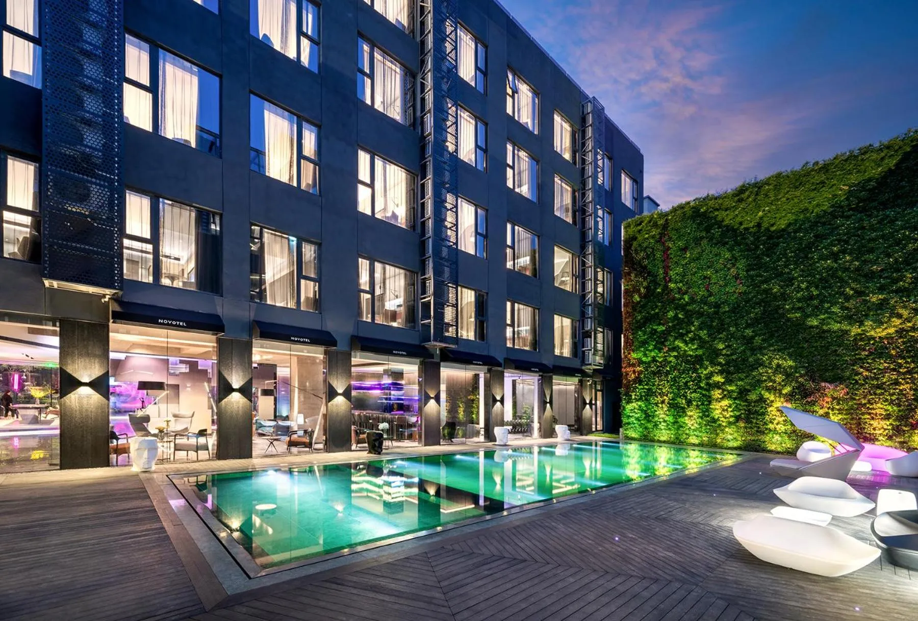 Property building in Novotel Yangzhou City Center