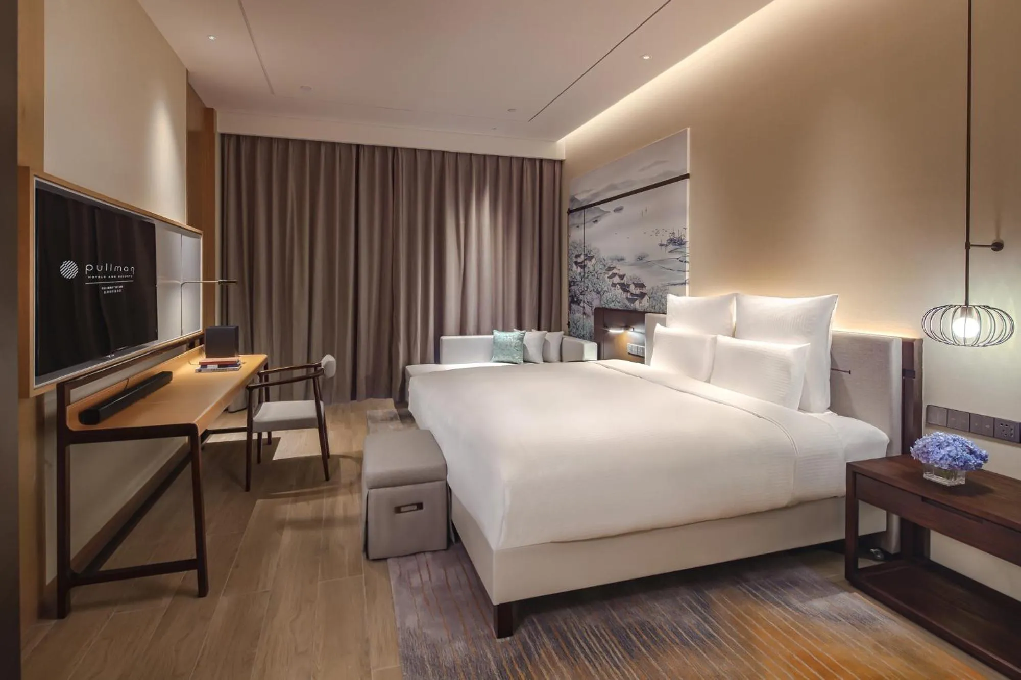 Photo of the whole room, Bed in Pullman Yueyang