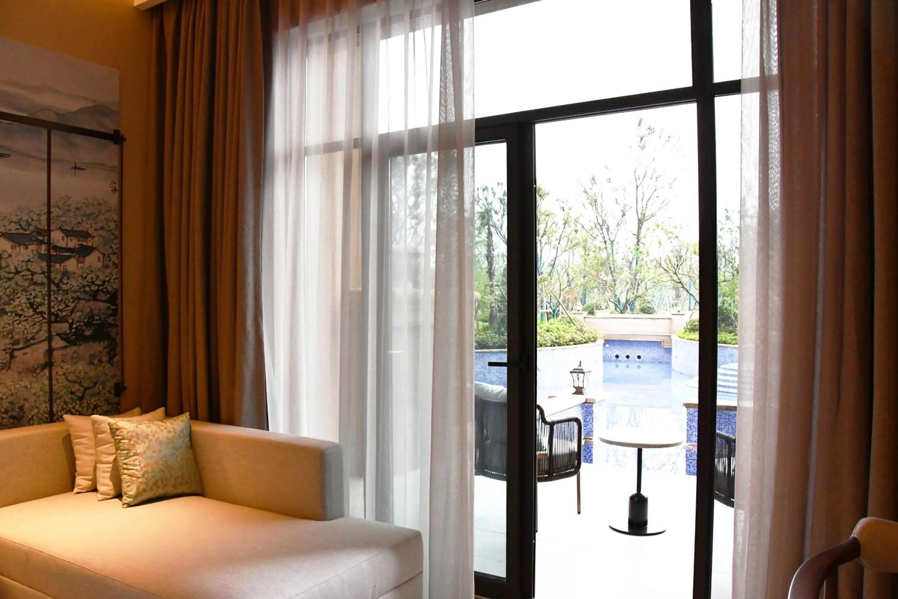 Pool view in Pullman Yueyang