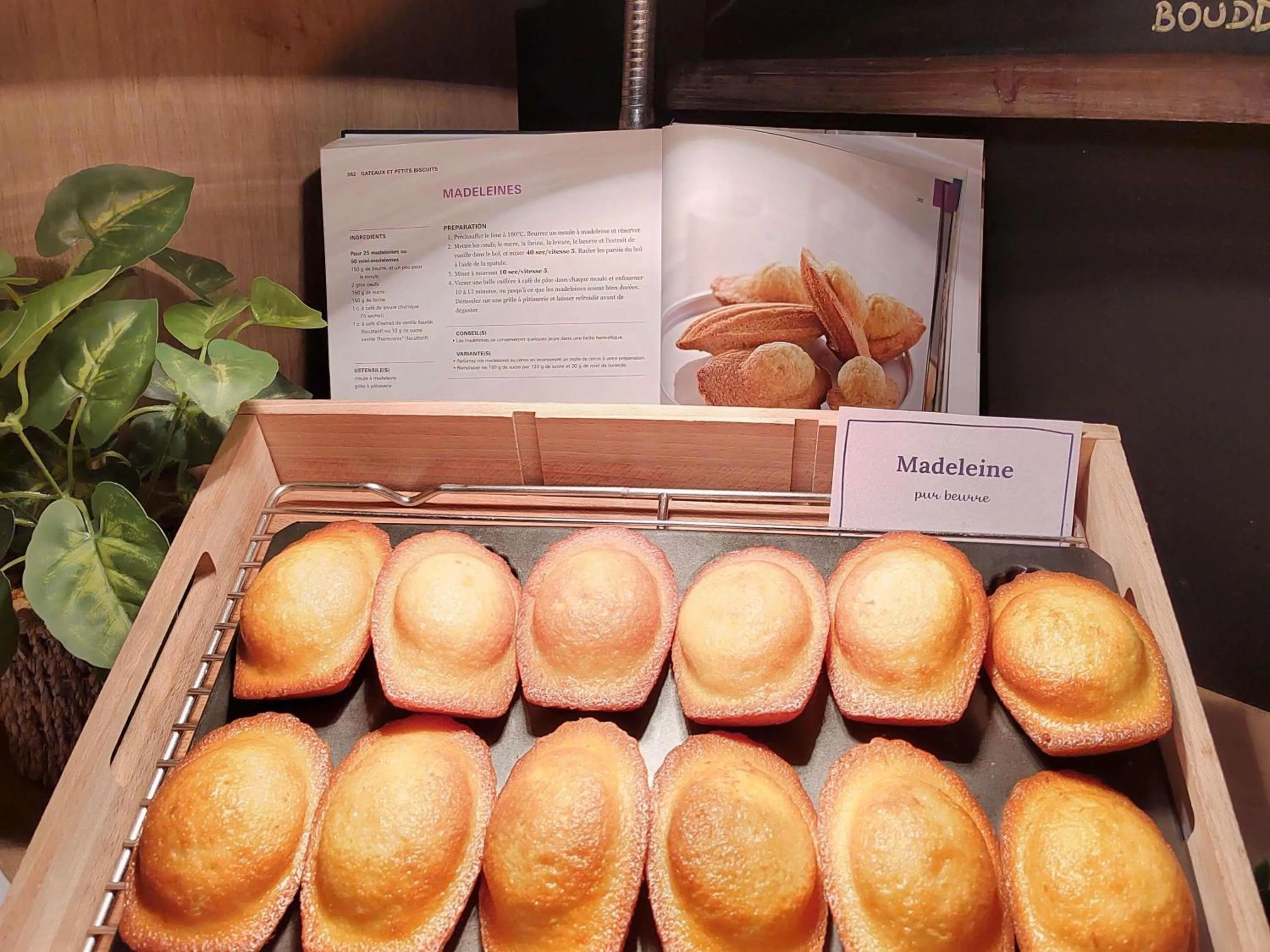 Breakfast in Ibis Montlhery Paris Sud