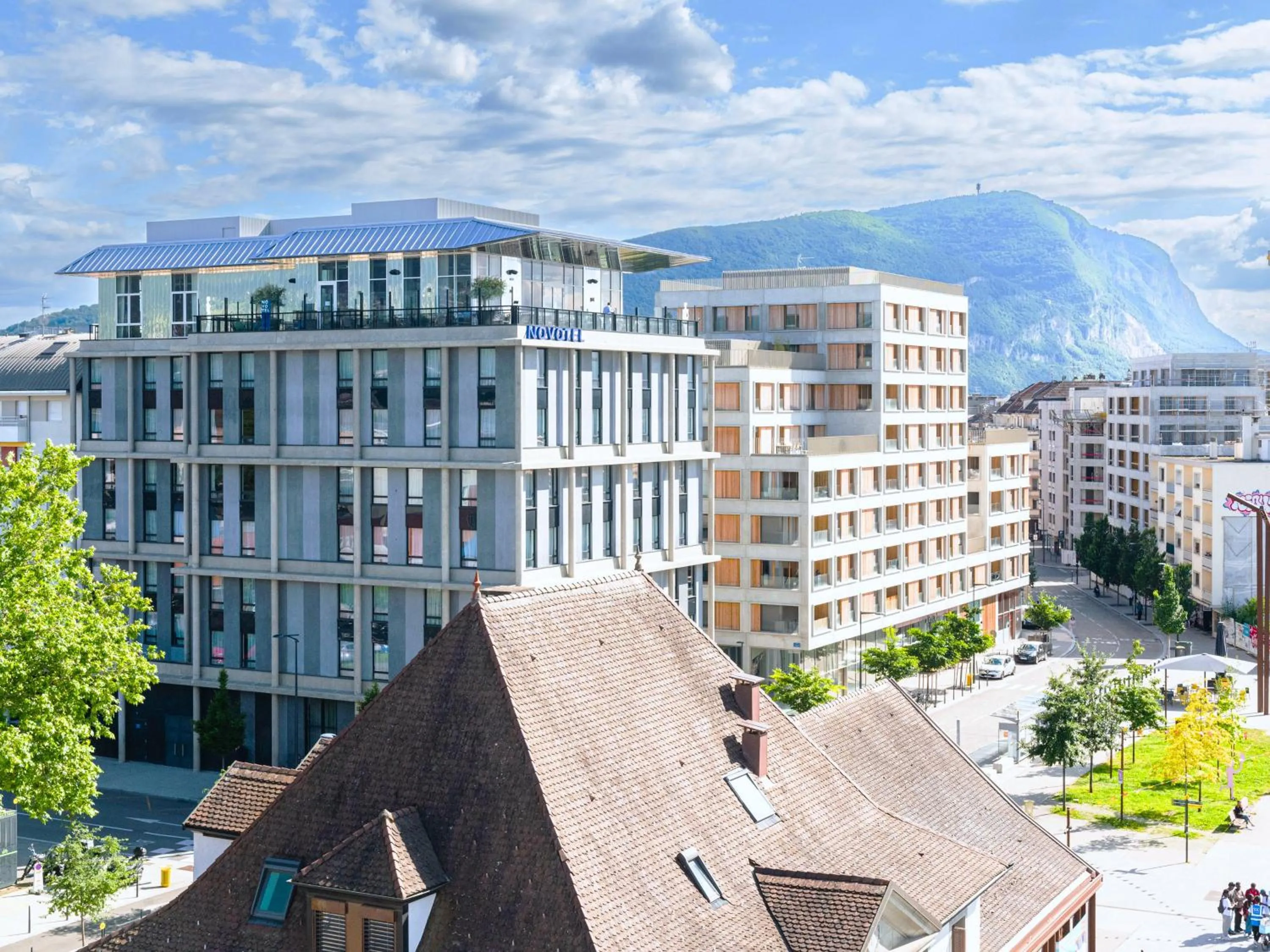 Property building in Novotel Annemasse Centre - Porte de Genève