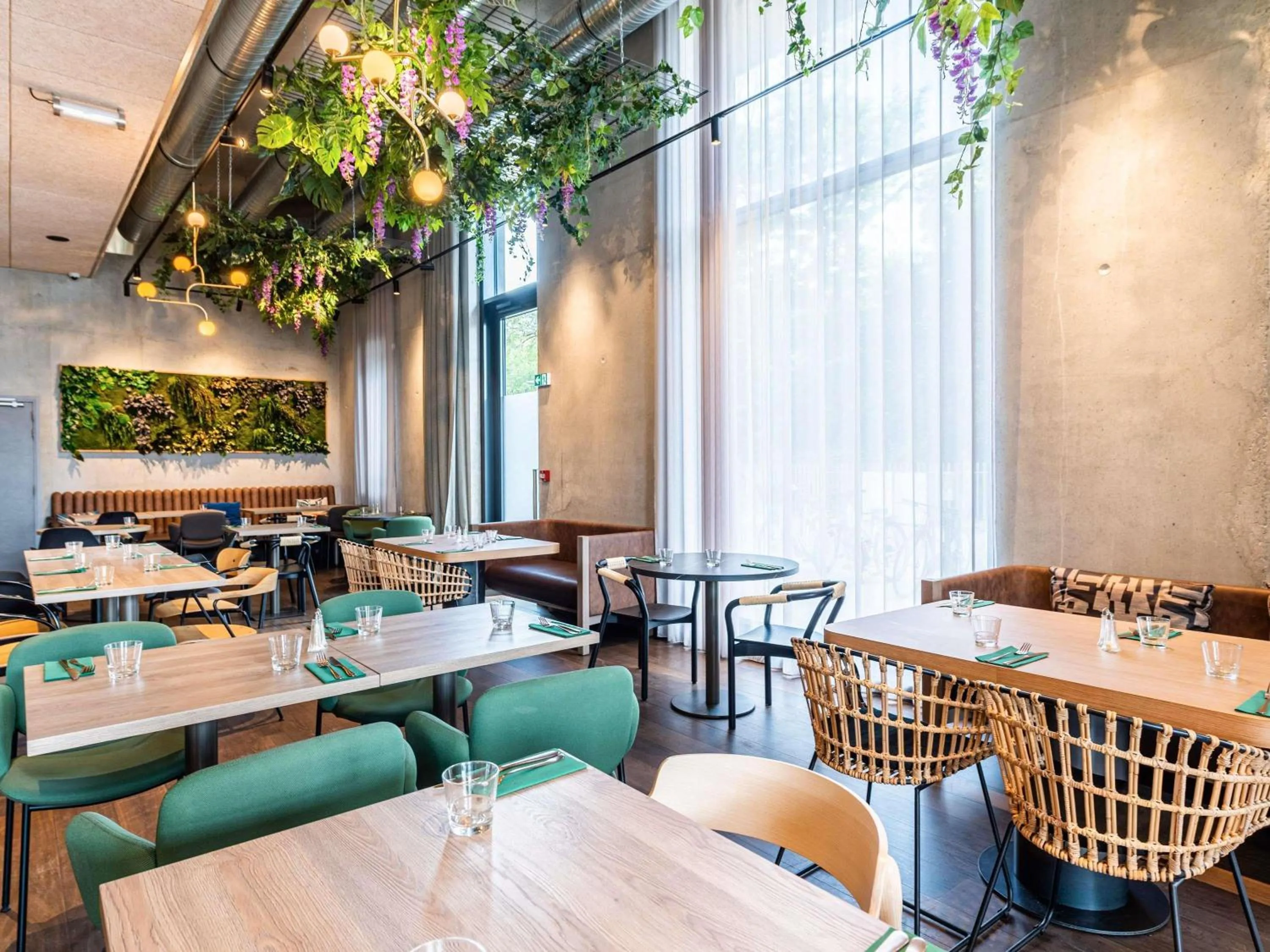 Property building in Novotel Annemasse Centre - Porte de Genève