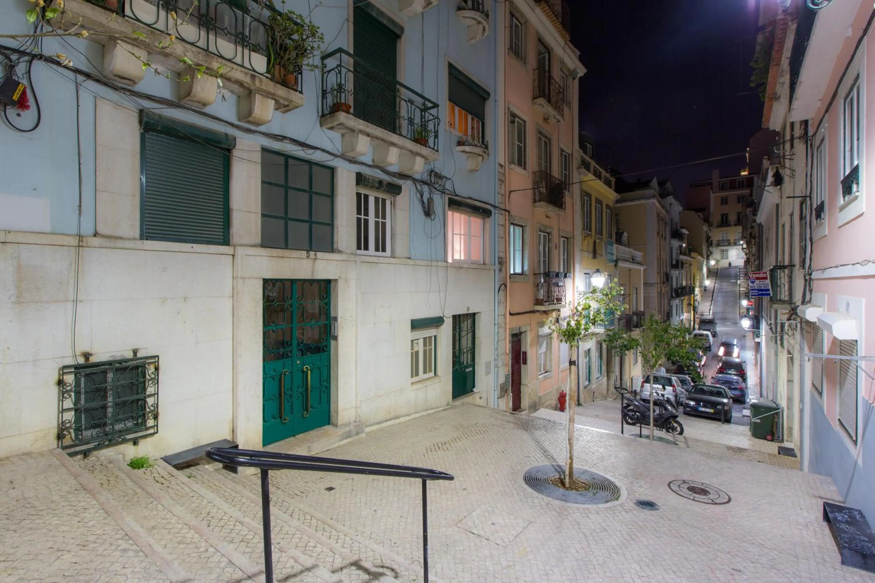 Facade/entrance in Cabral 5 Stars View