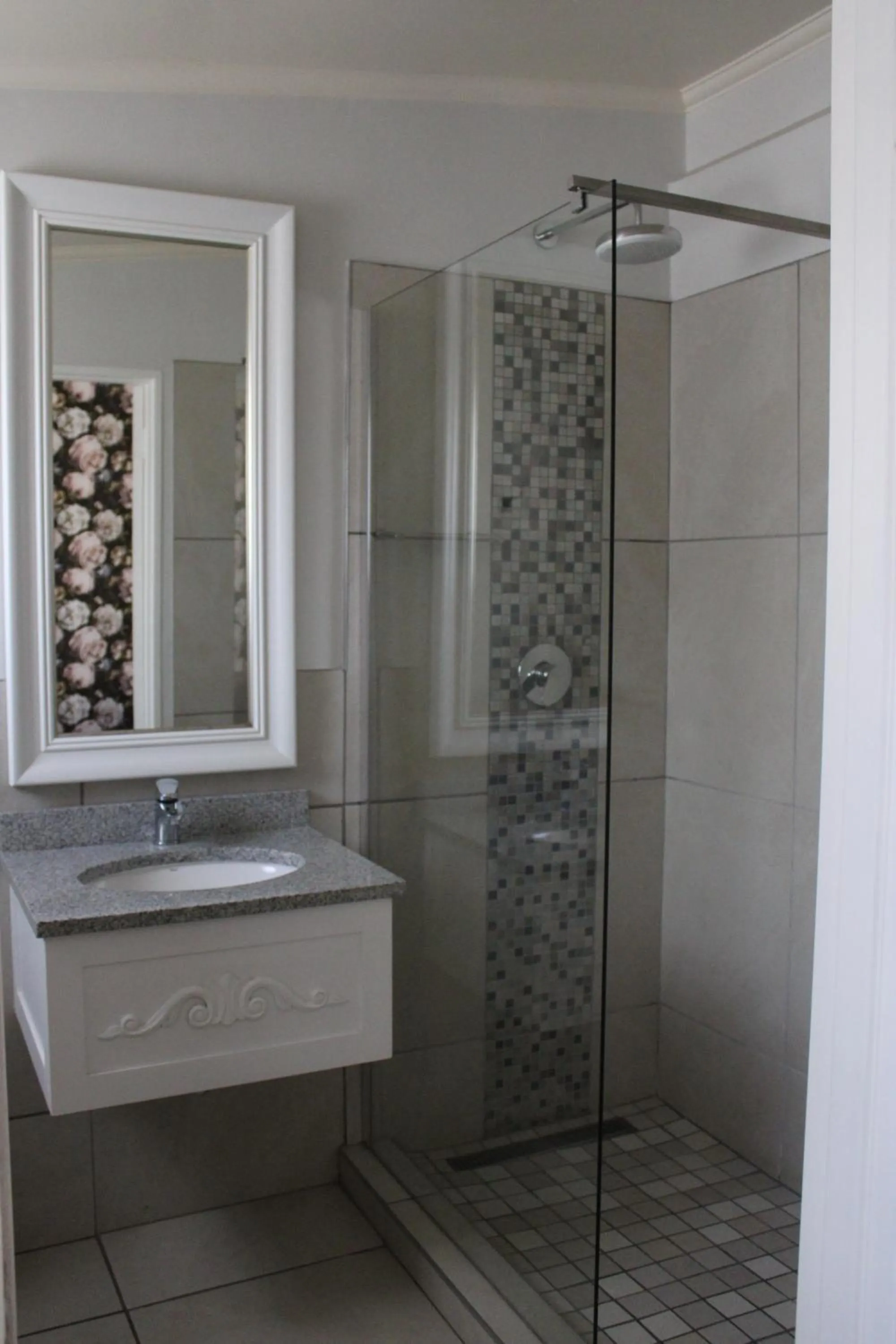 Bathroom in d Olive Rose Boutique Hotel Danielskuil