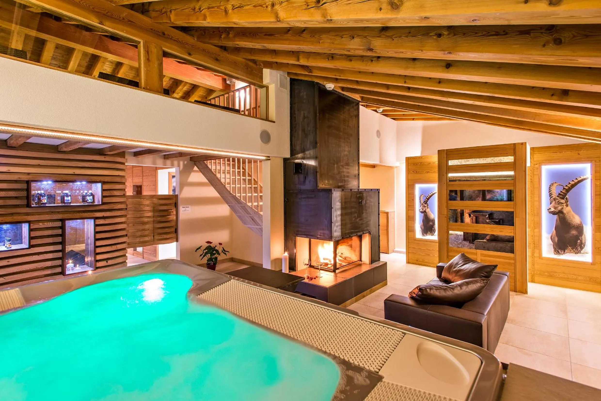 Hot Tub in Hotel Palü