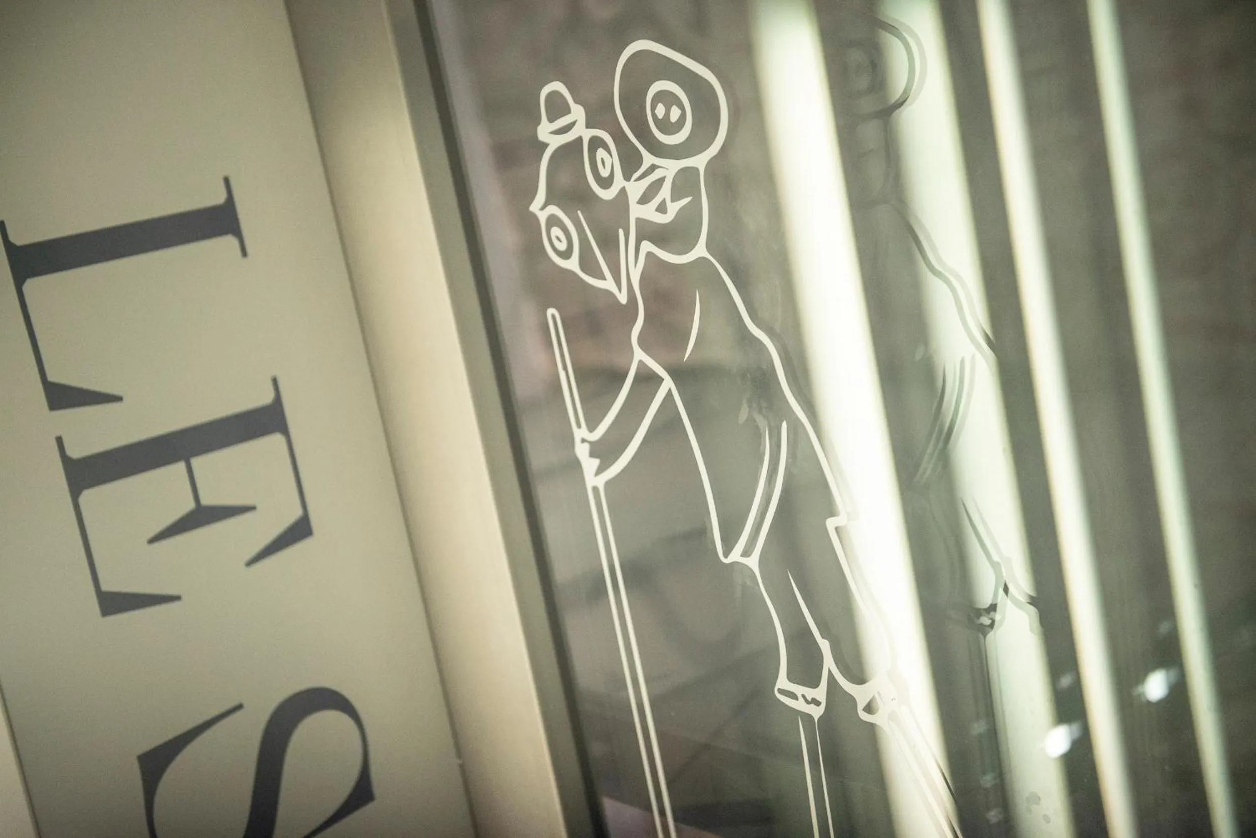 Decorative detail in Le Sauvage