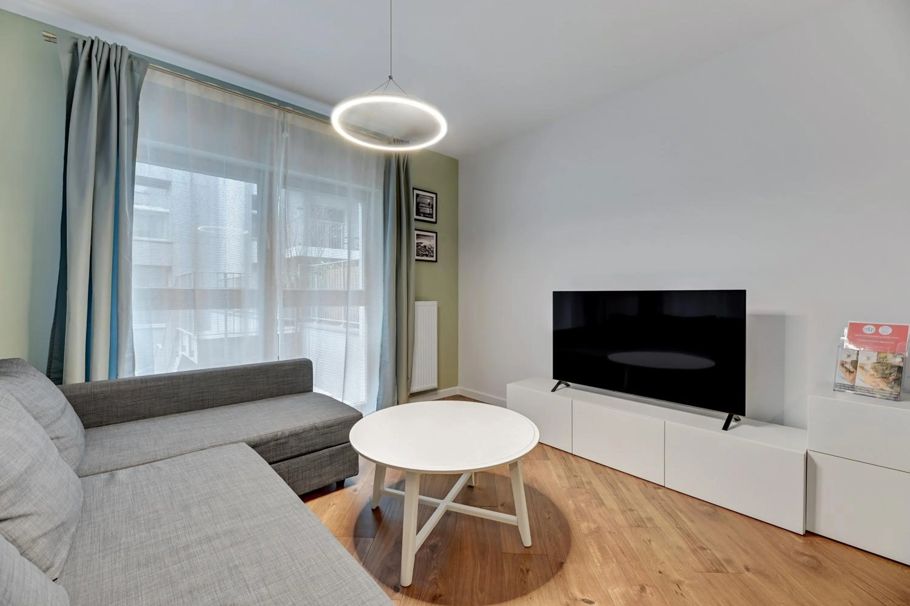 TV and multimedia in GRANO APARTMENTS Gdańsk Residence SPA & Wellness - GRANO APARTMENTS Gdańsk Old Town SPA & Wellness