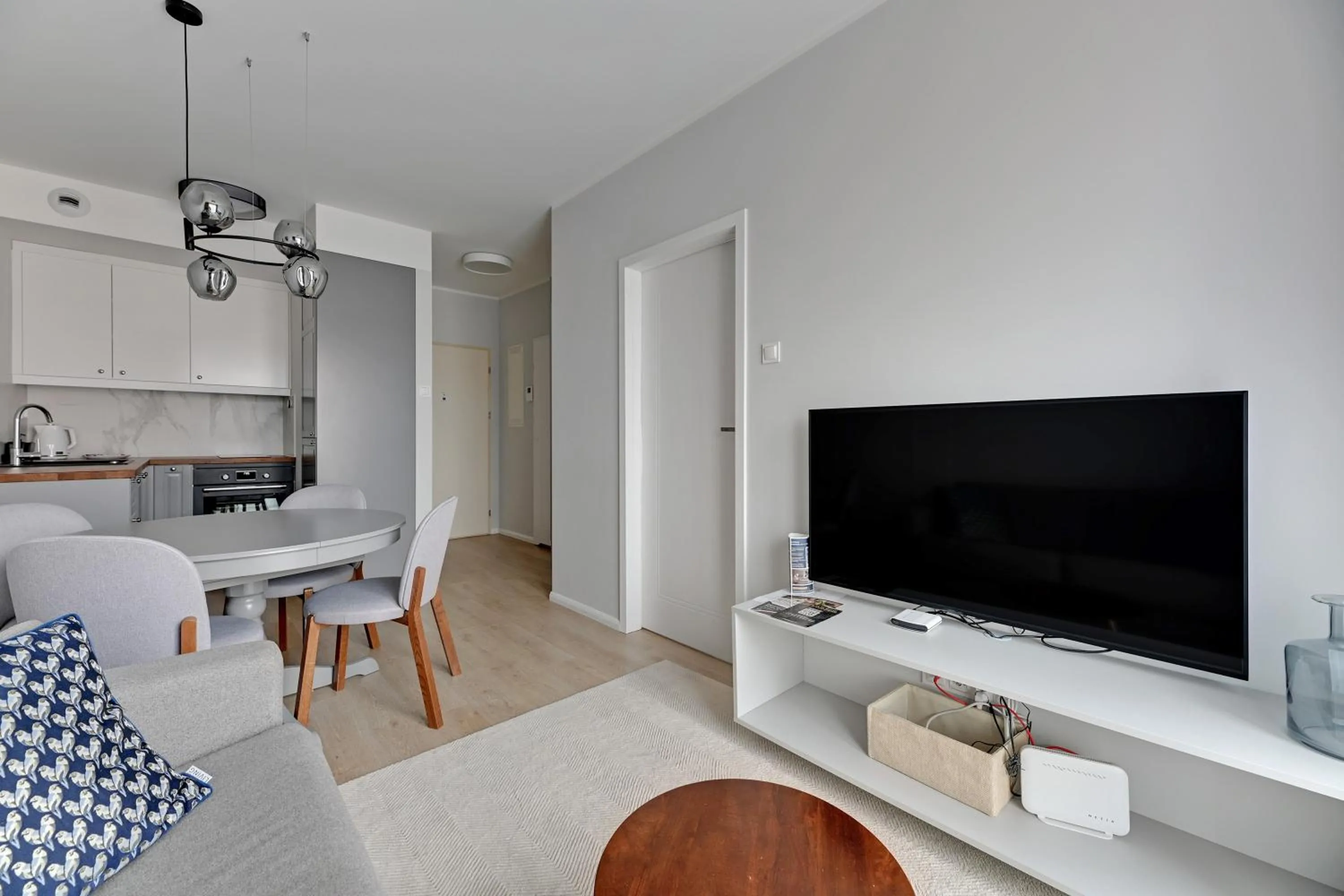 TV and multimedia in GRANO APARTMENTS Gdańsk Residence SPA & Wellness - GRANO APARTMENTS Gdańsk Old Town SPA & Wellness