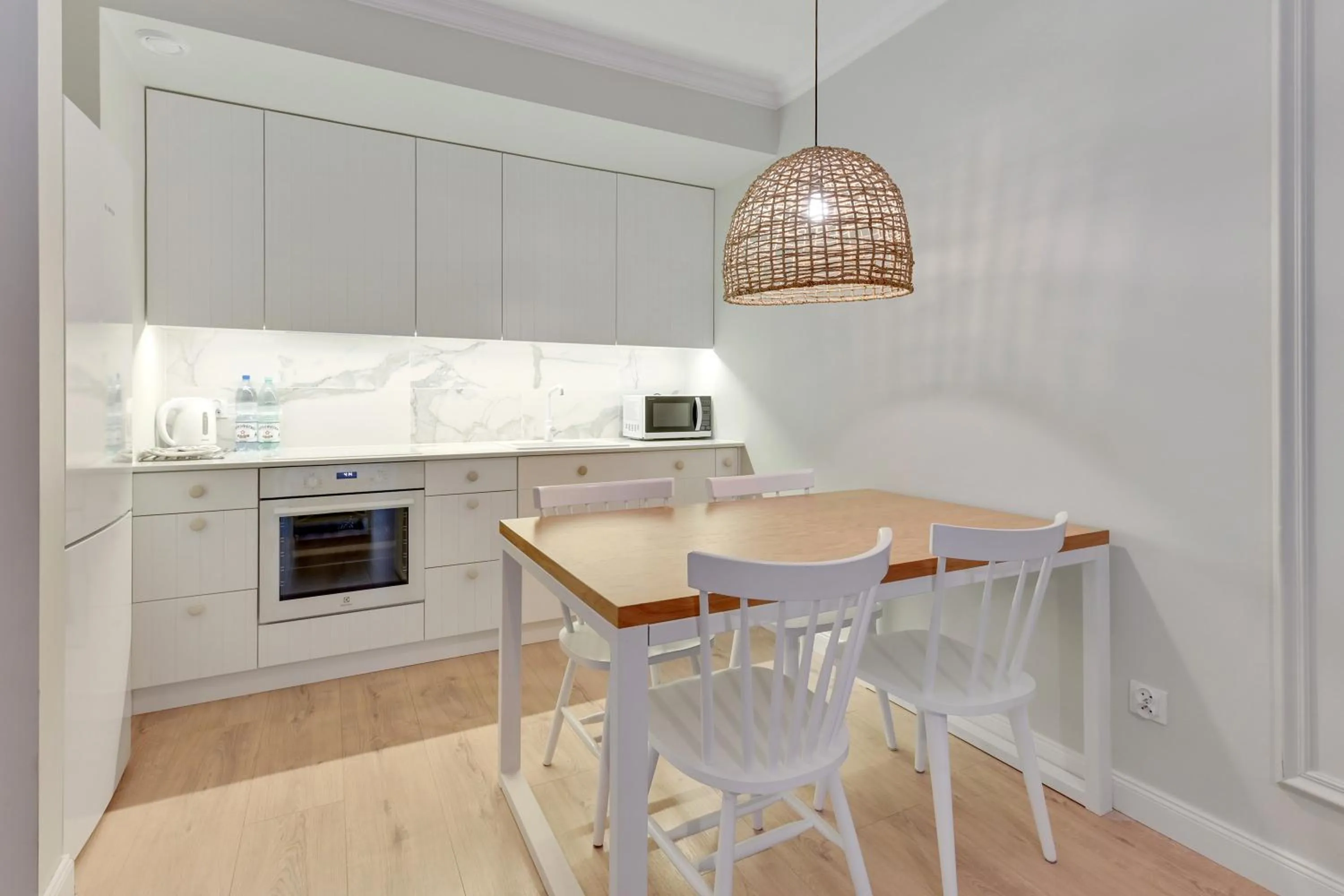 Kitchen or kitchenette in GRANO APARTMENTS Gdańsk Residence SPA & Wellness - GRANO APARTMENTS Gdańsk Old Town SPA & Wellness