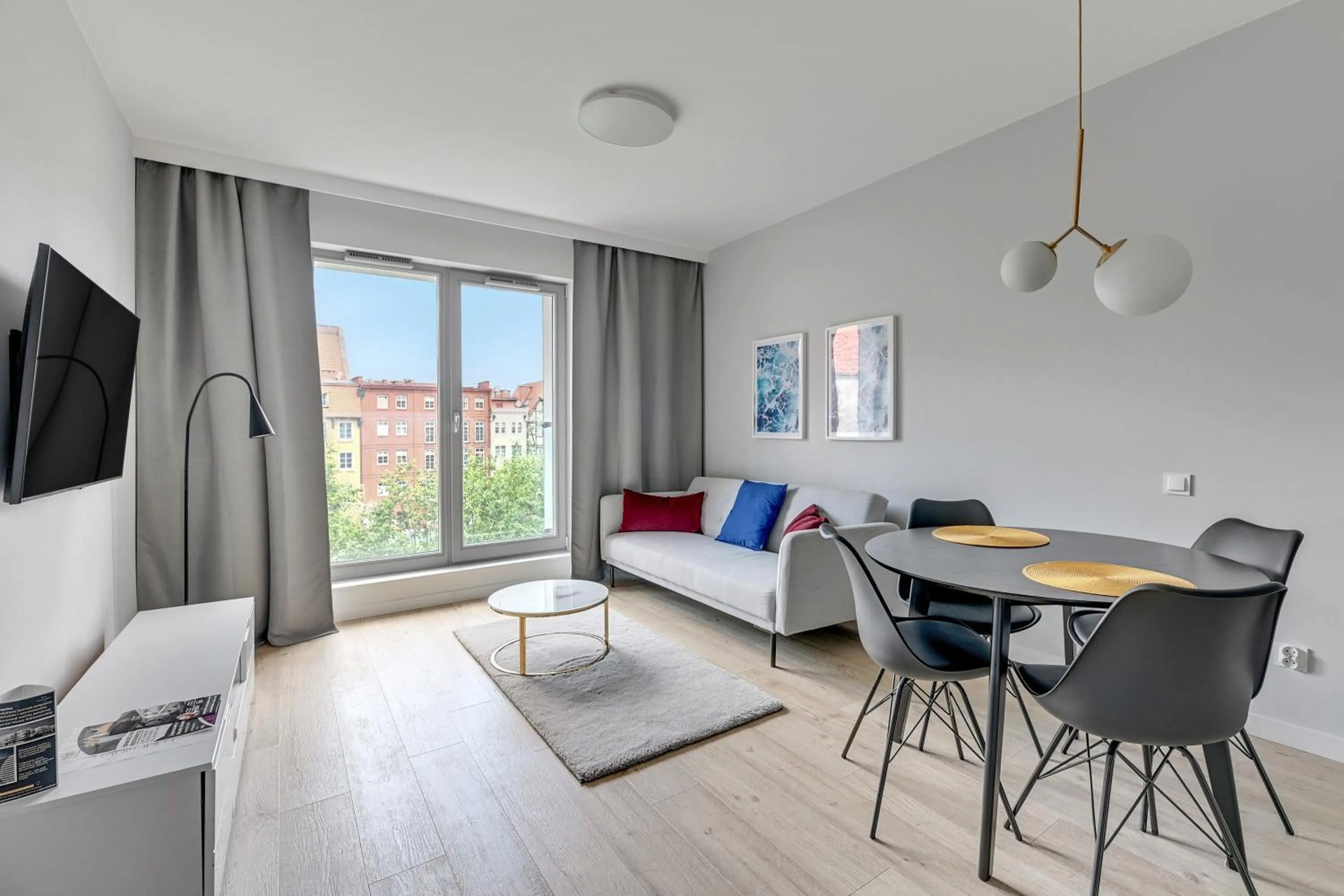 TV and multimedia in GRANO APARTMENTS Gdańsk Residence SPA & Wellness - GRANO APARTMENTS Gdańsk Old Town SPA & Wellness