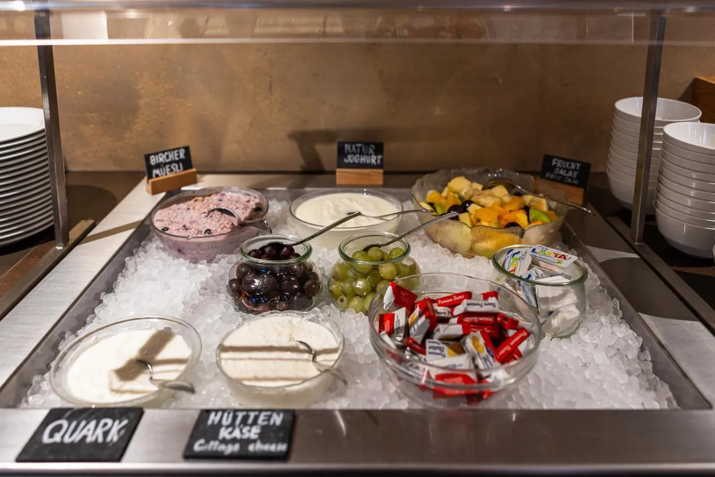 Breakfast in Parkhotel Gunten – Beach & Spa