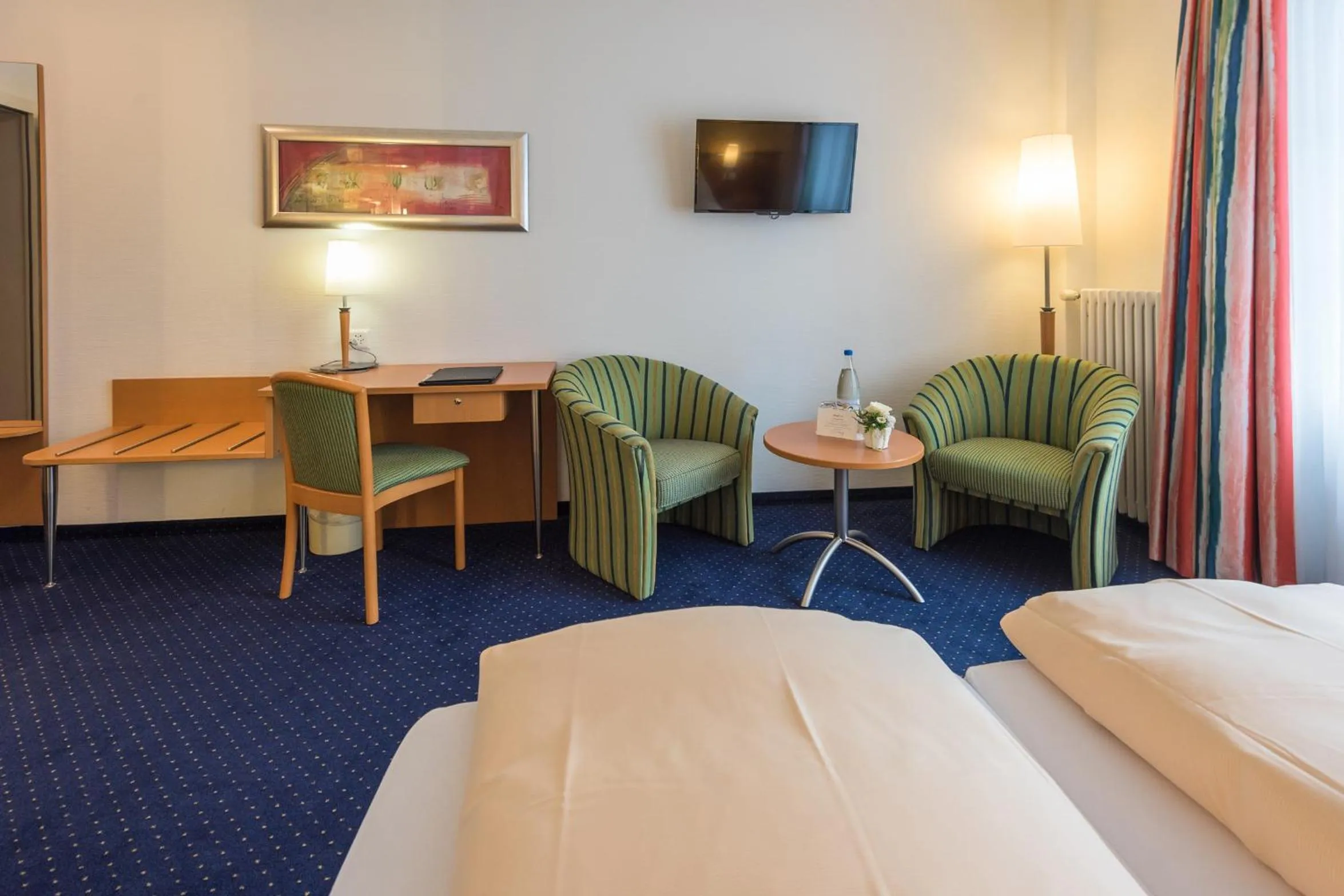 Photo of the whole room, Bed in Parkhotel Gunten – Beach & Spa