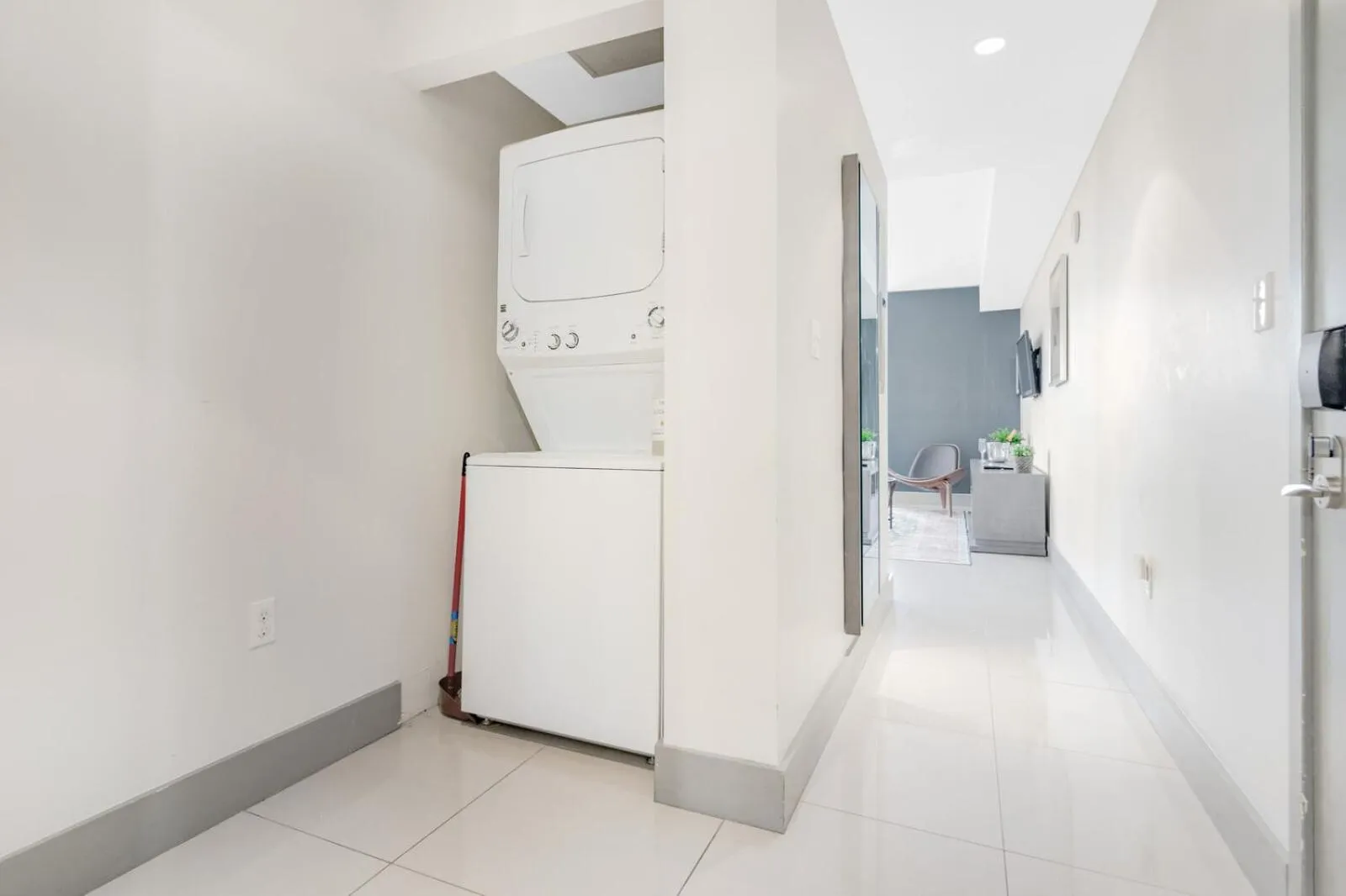 Roami at Habitat Brickell