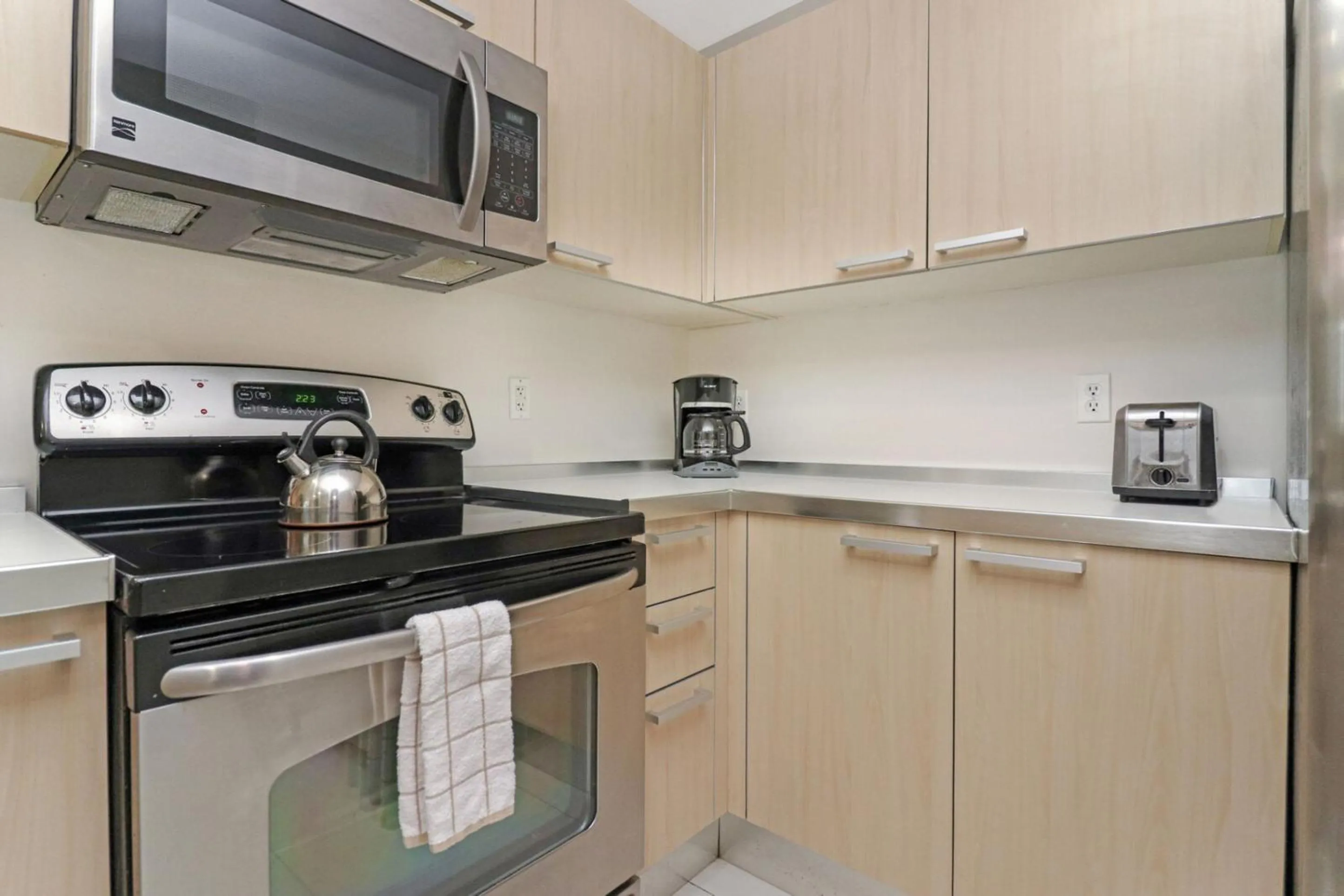 Roami at Habitat Brickell