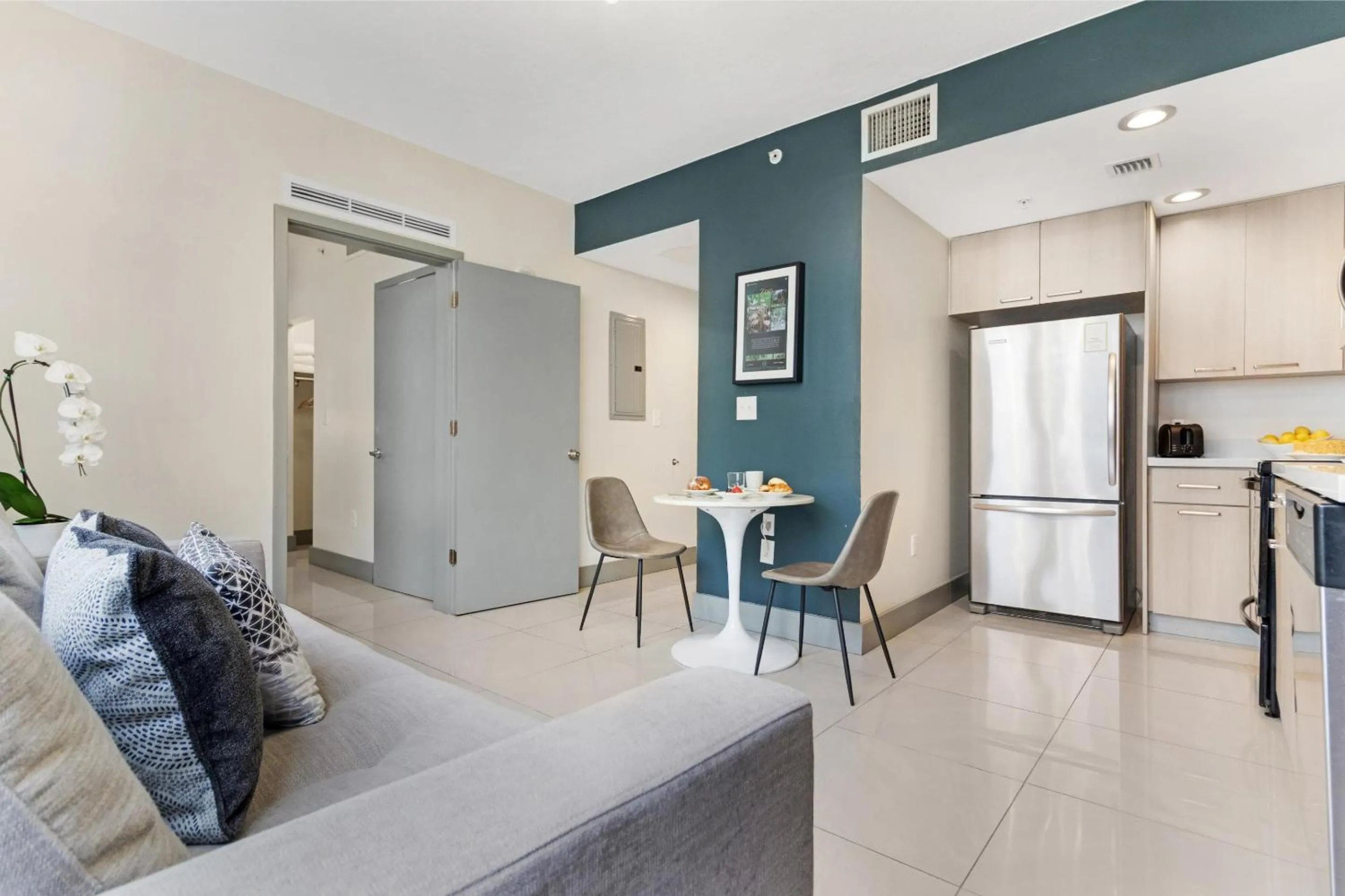 Roami at Habitat Brickell