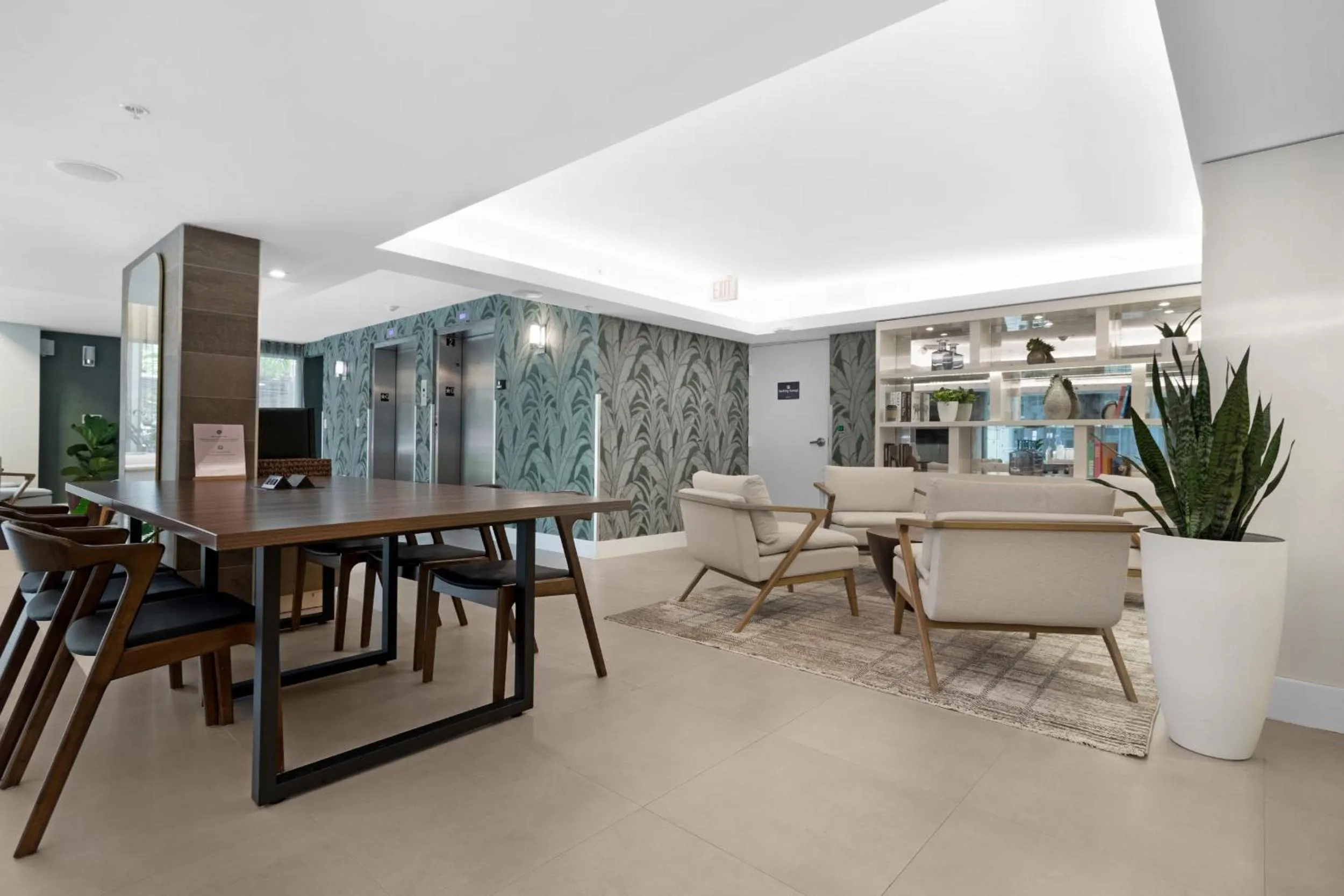 Roami at Habitat Brickell