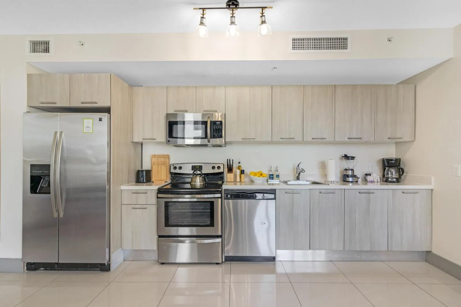 Roami at Habitat Brickell