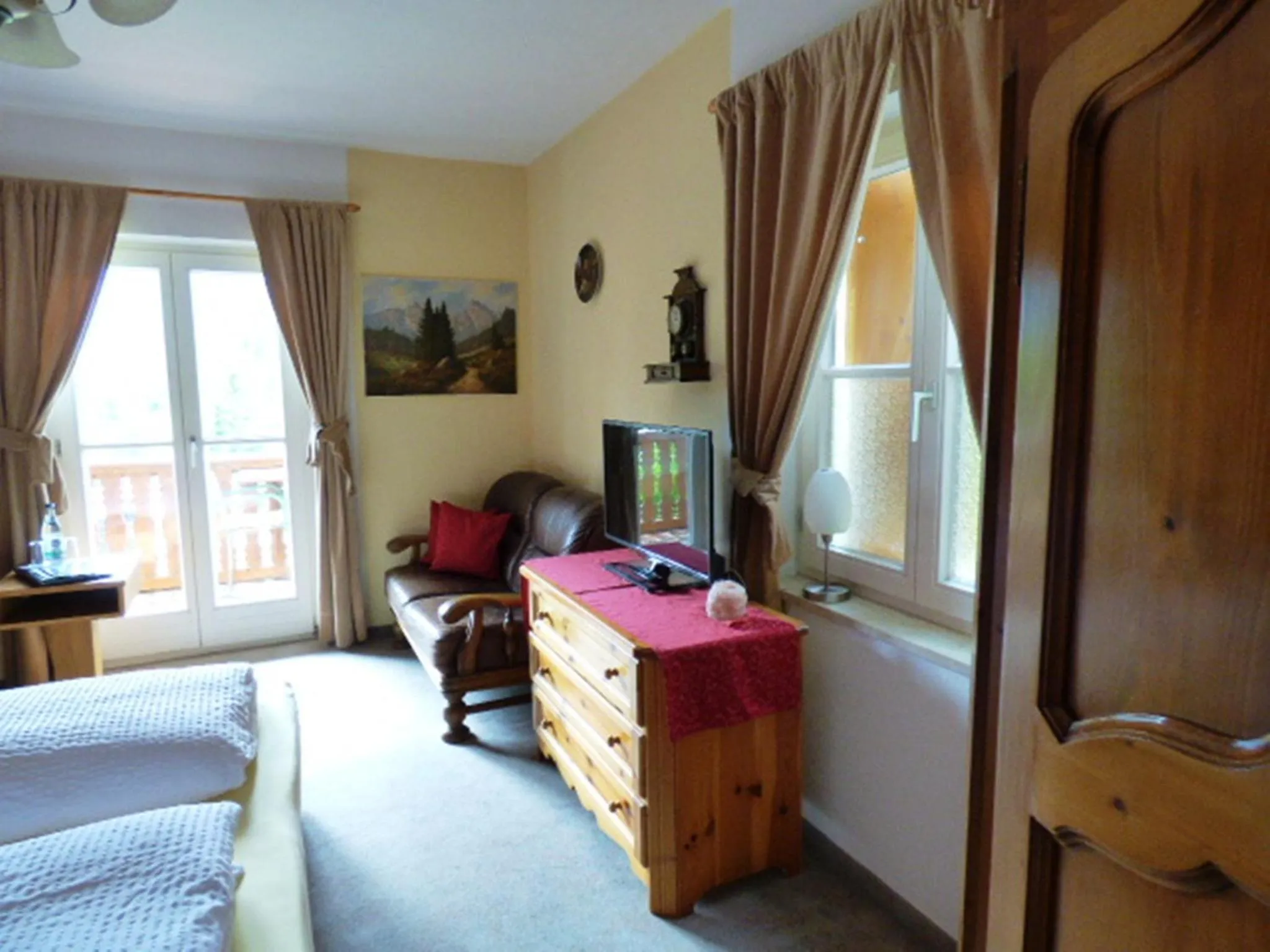 Photo of the whole room, Bed in Bäckeralm© - B&B 16 +