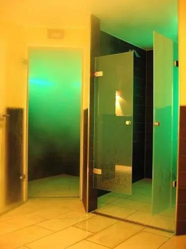 Steam room in Hotel Scherf