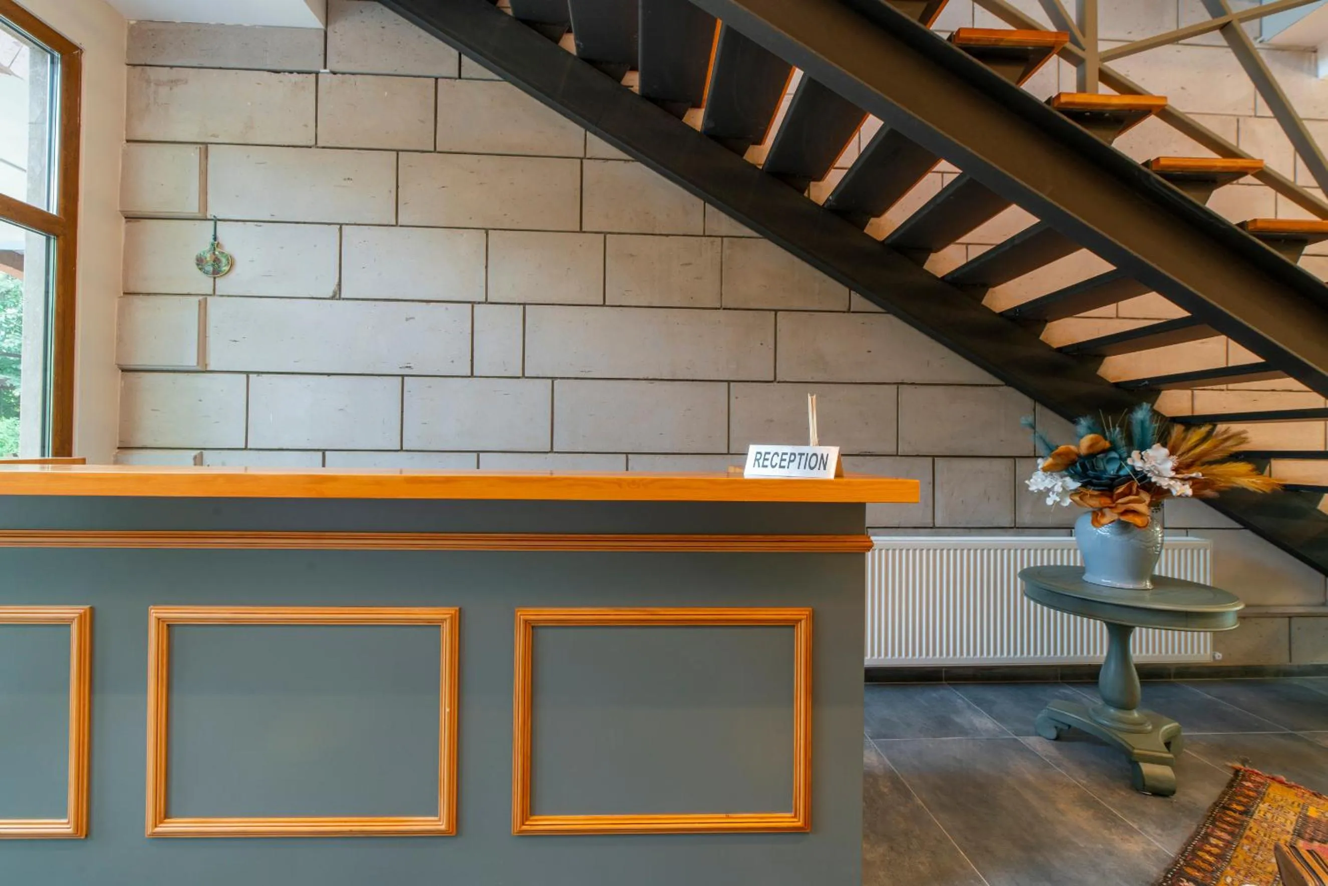 Facade/entrance in SUNOLUS VINEYARDHOUSe