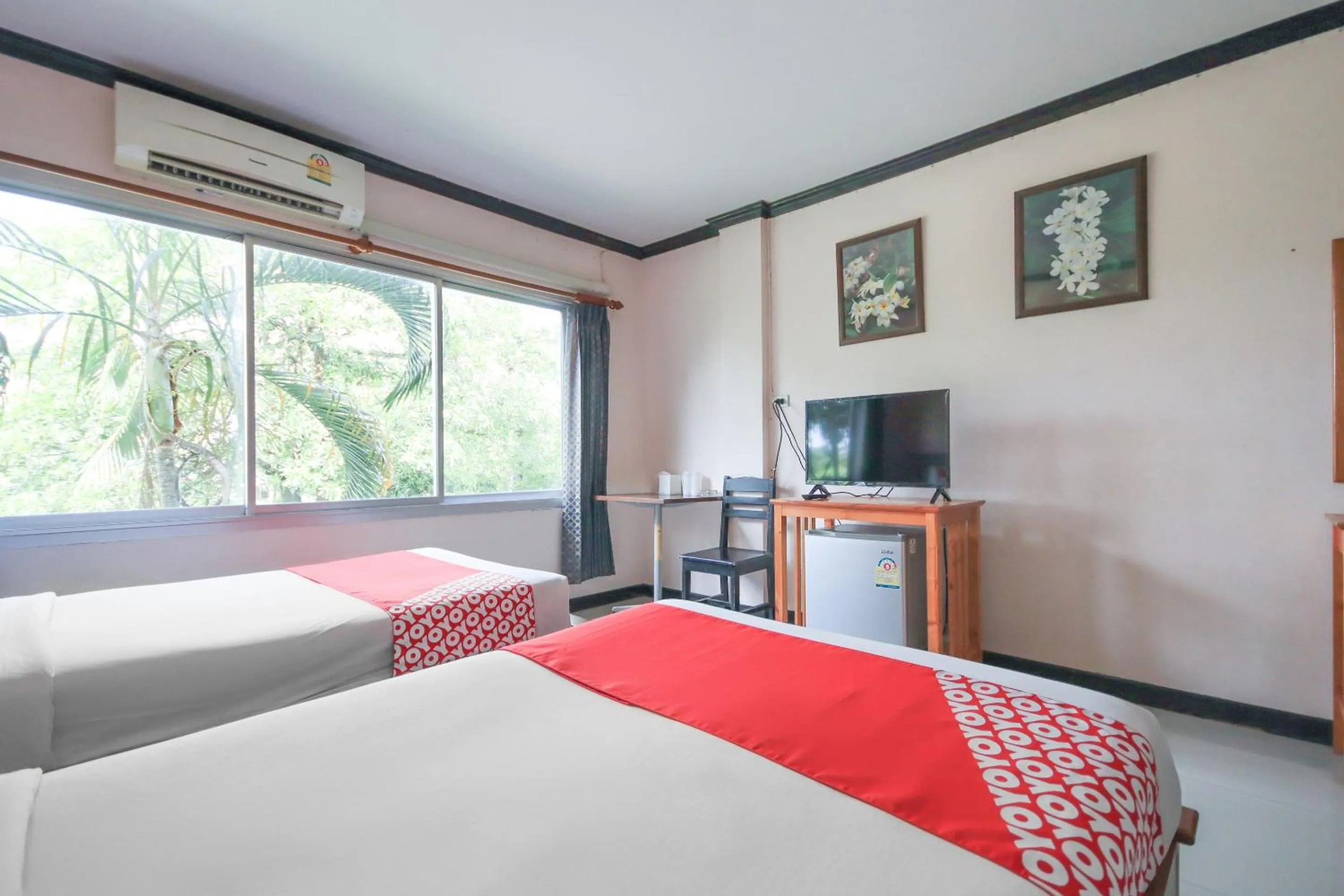 Bedroom in Prickhom Garden Hotel