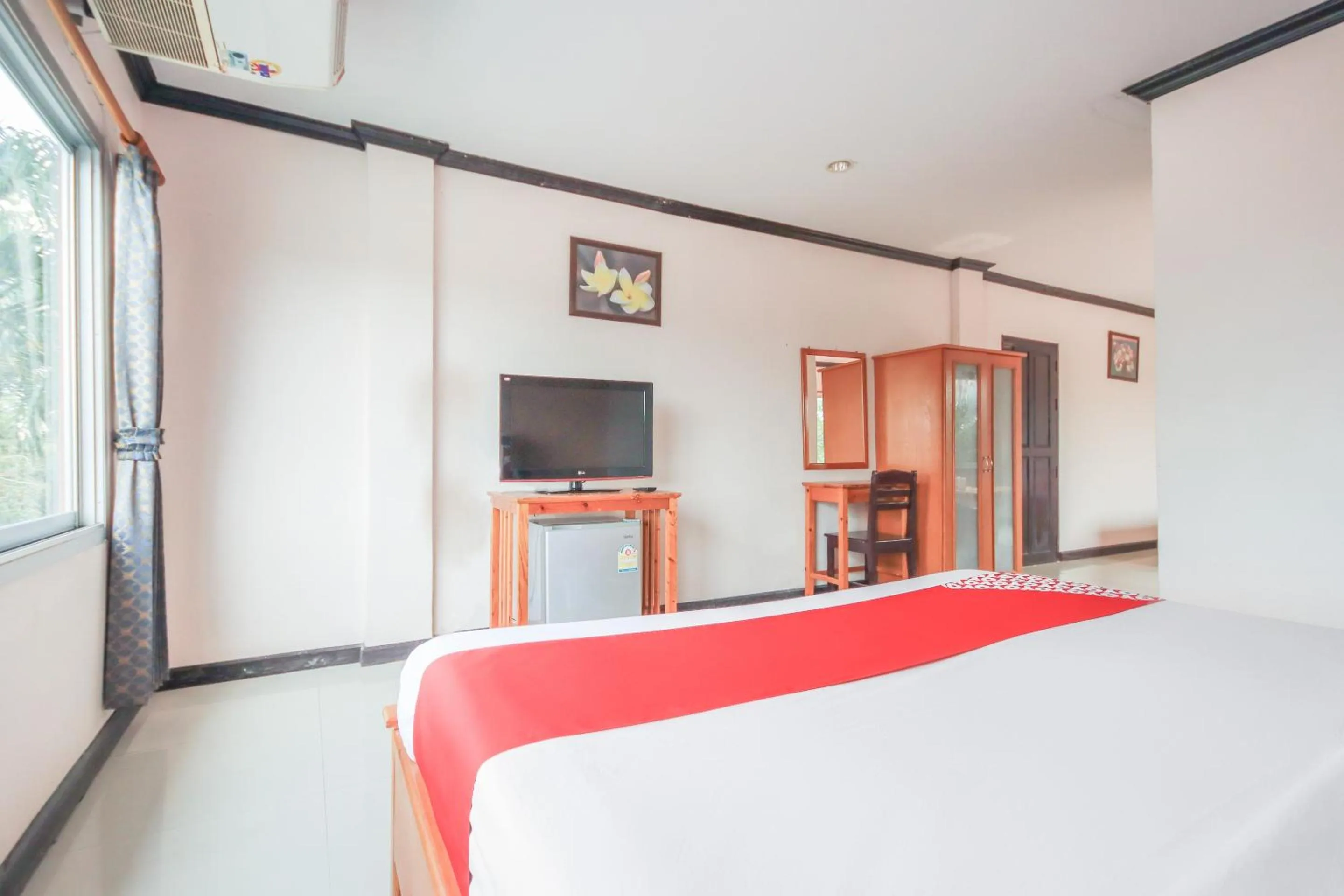 Bedroom in Prickhom Garden Hotel