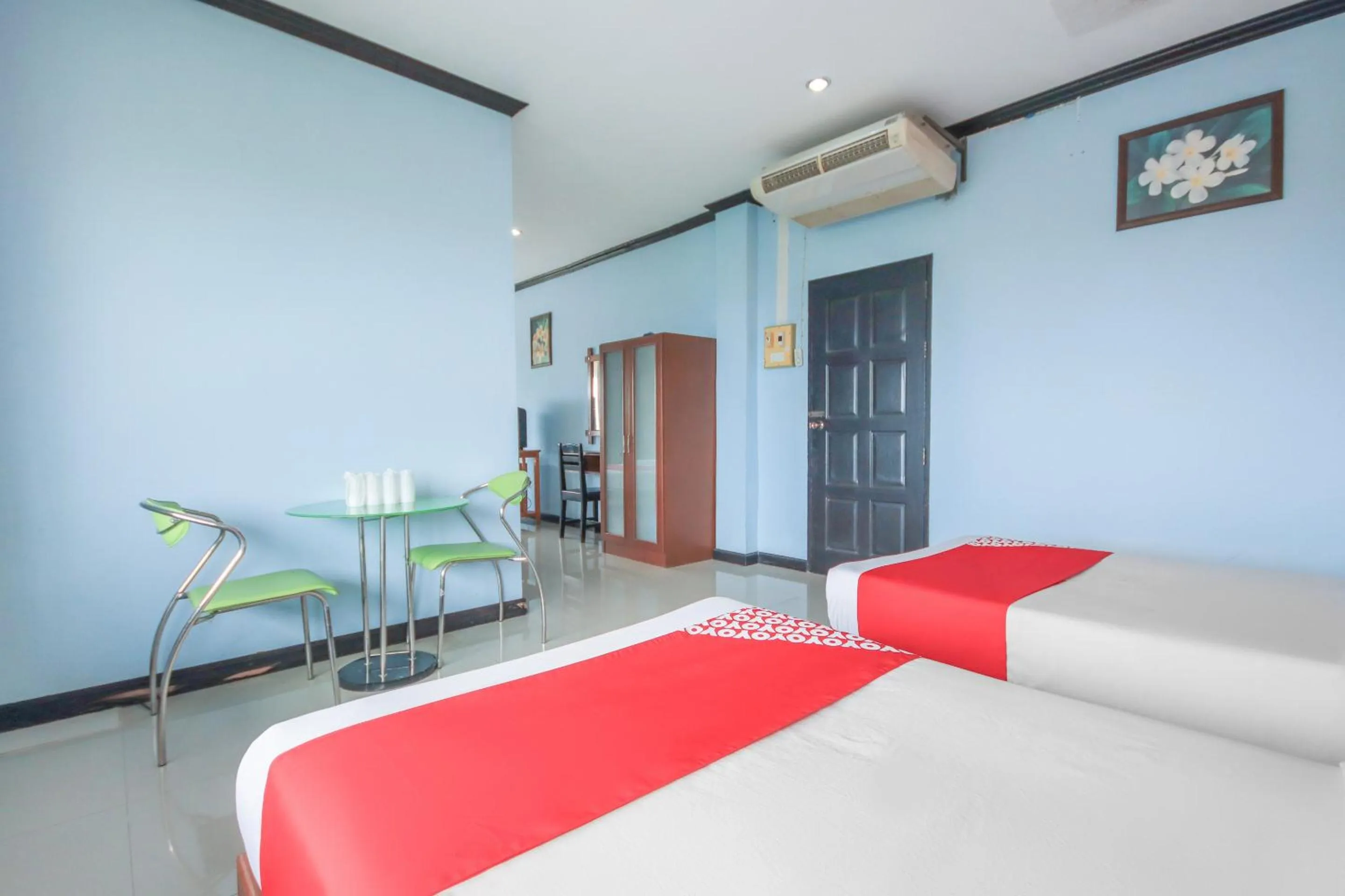 Bedroom in Prickhom Garden Hotel