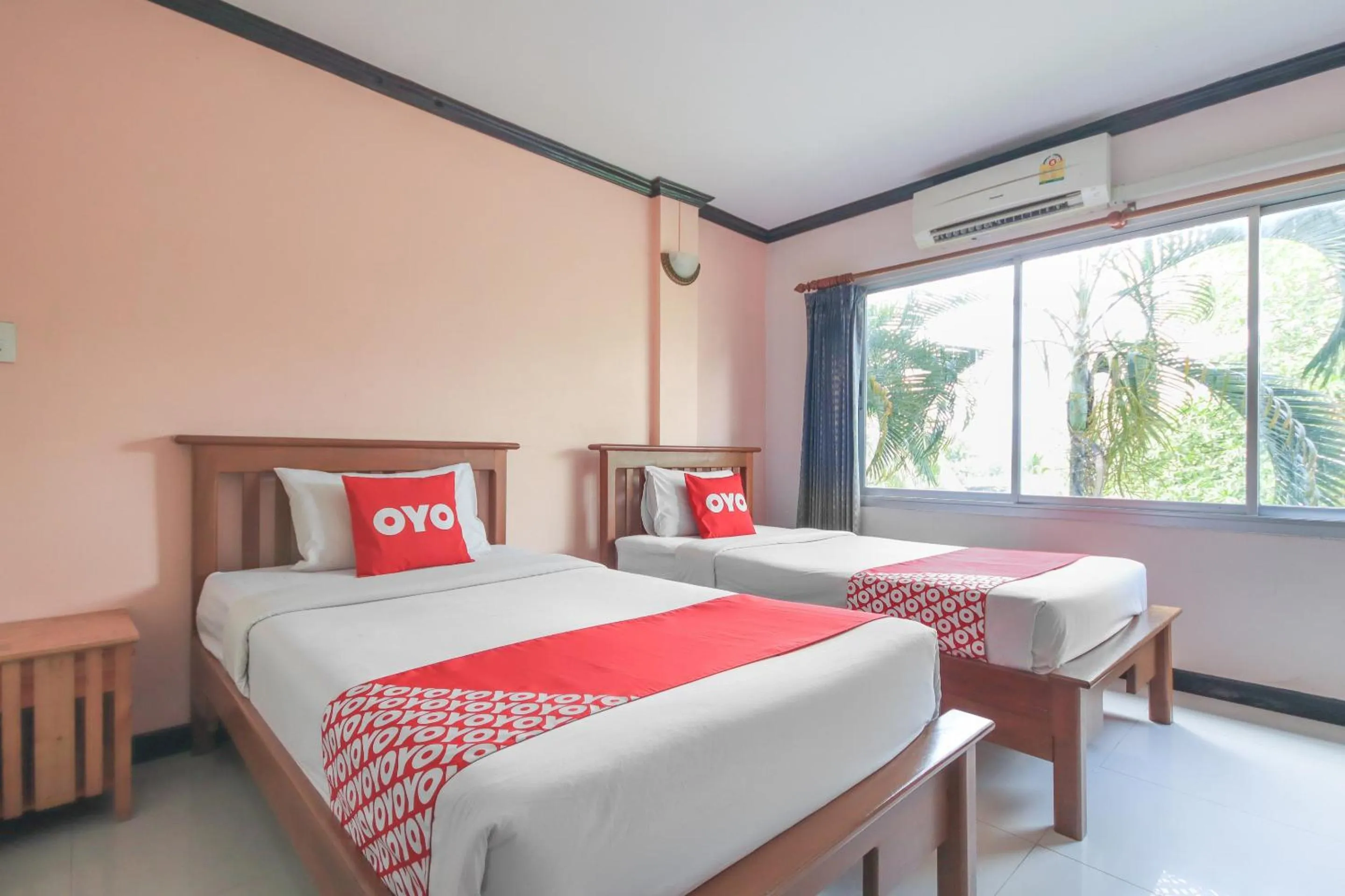 Bedroom in Prickhom Garden Hotel