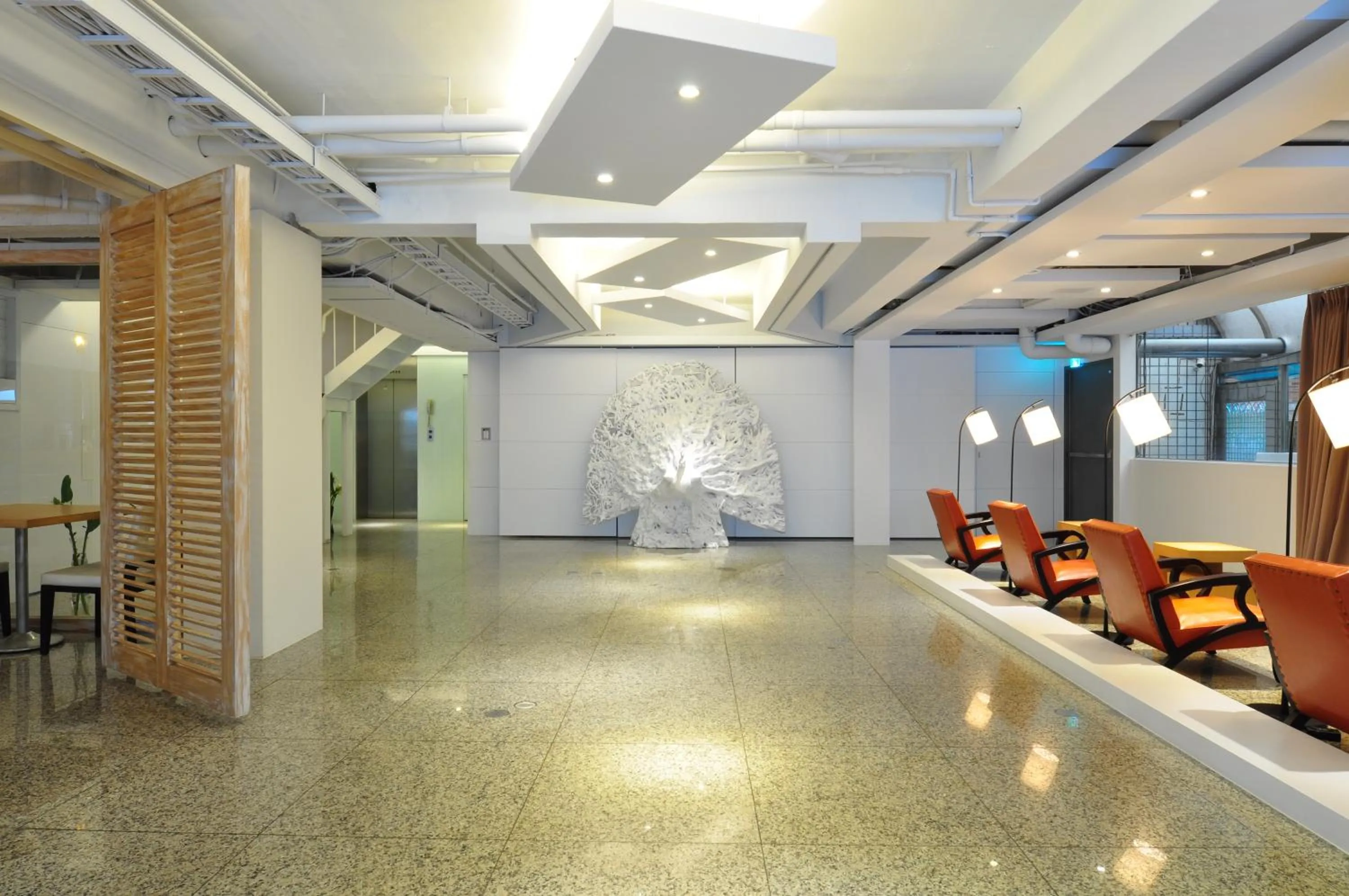 Property building in Hotel 20 Alley