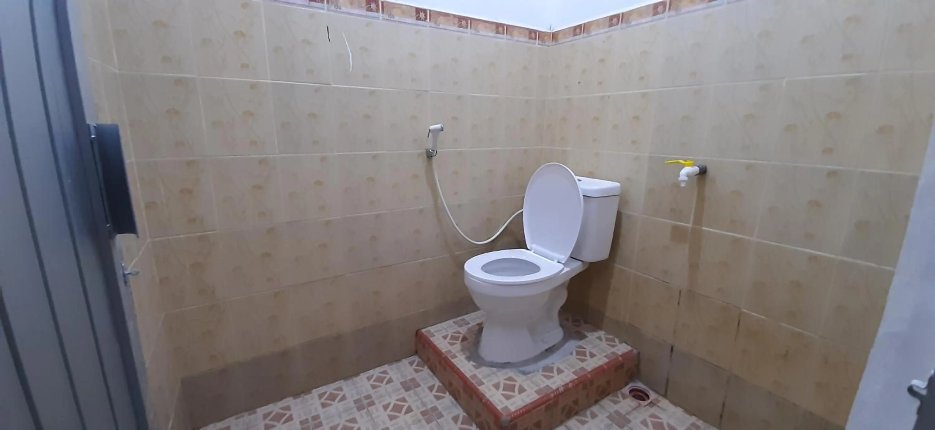 Bathroom in OYO Life 3874 Rere Residence Syariah