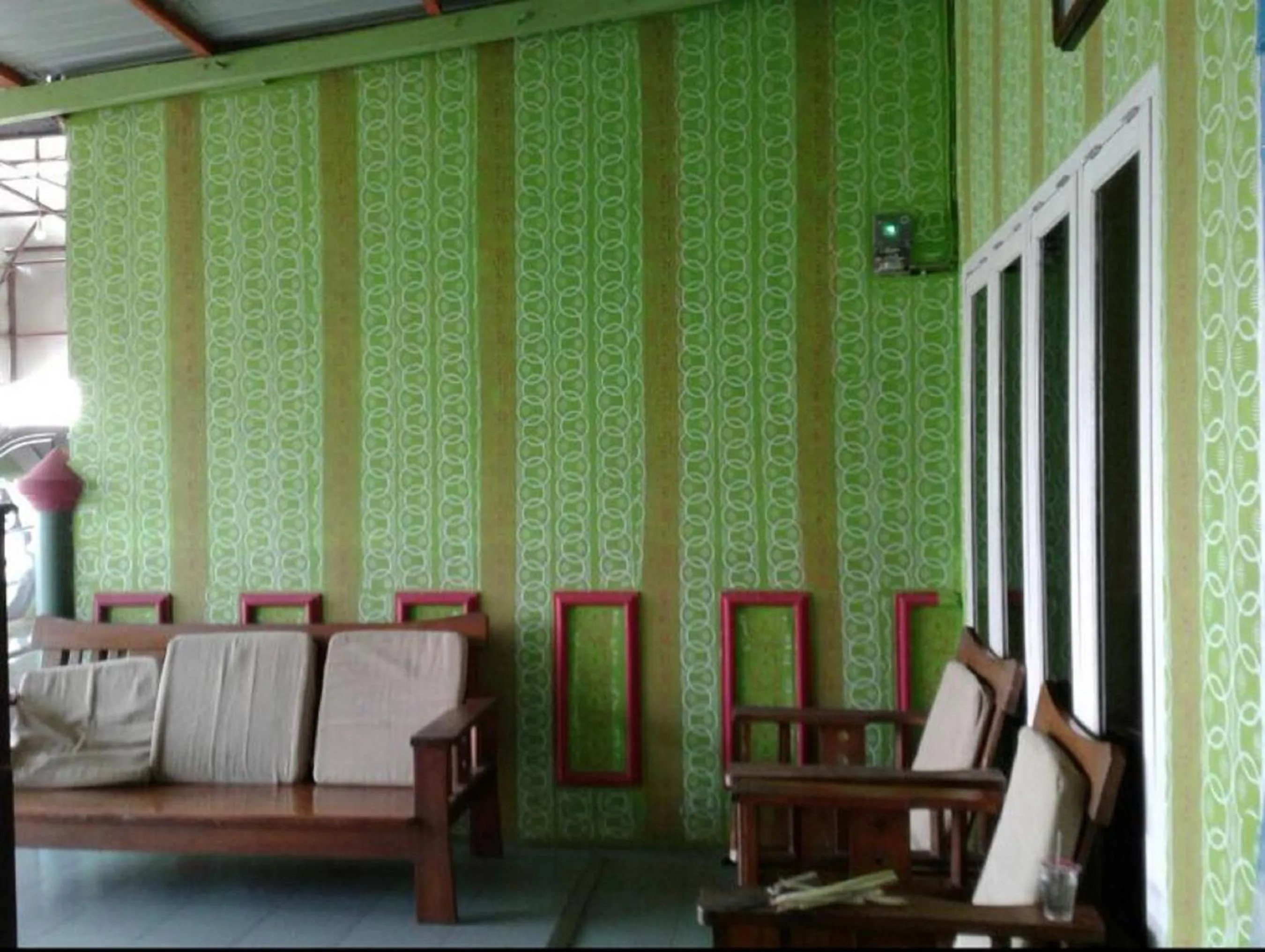 Lobby or reception in OYO Life 3874 Rere Residence Syariah