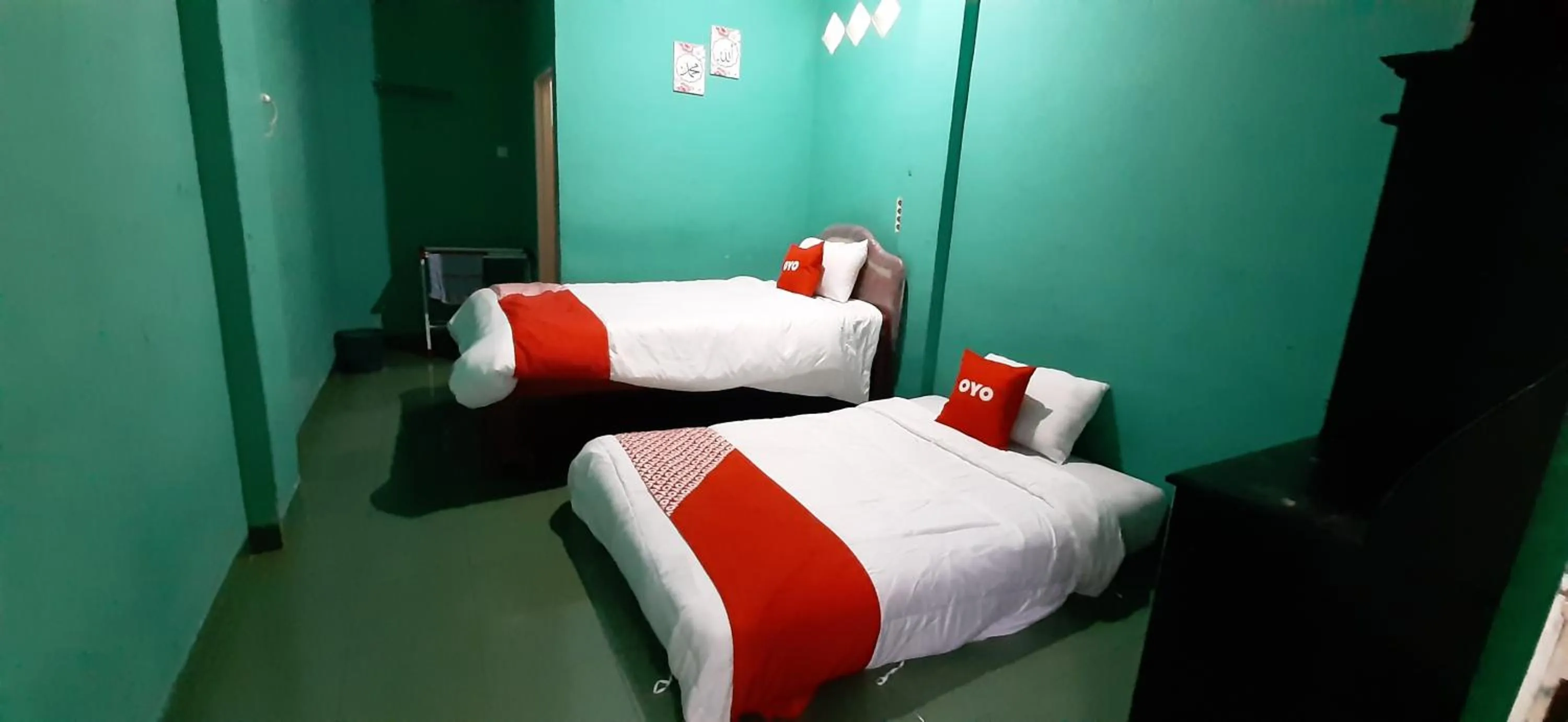 Bedroom, Bed in OYO Life 3874 Rere Residence Syariah