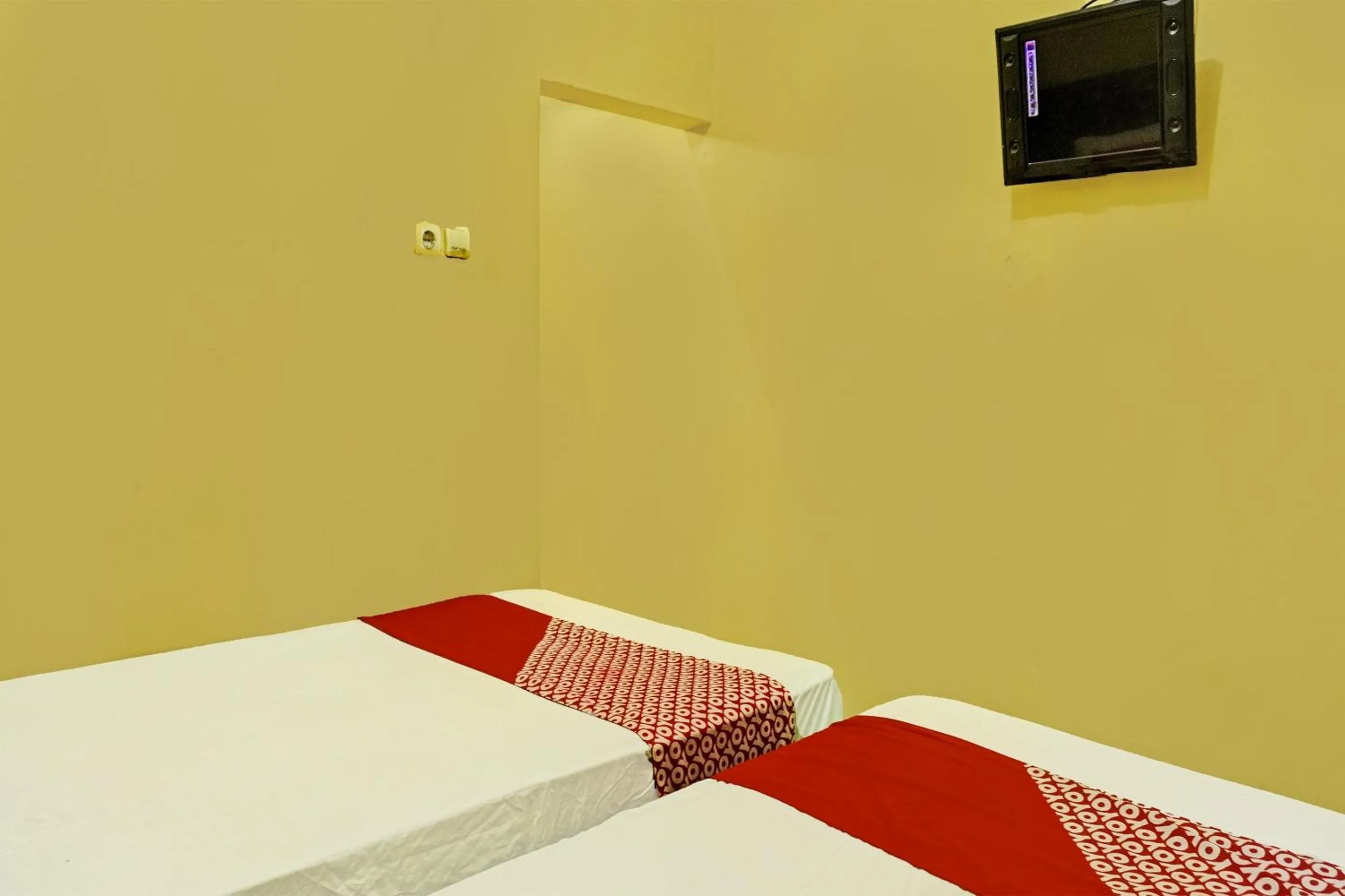 Bedroom, Bed in Hotel O Sweet Candy 1 Syariah