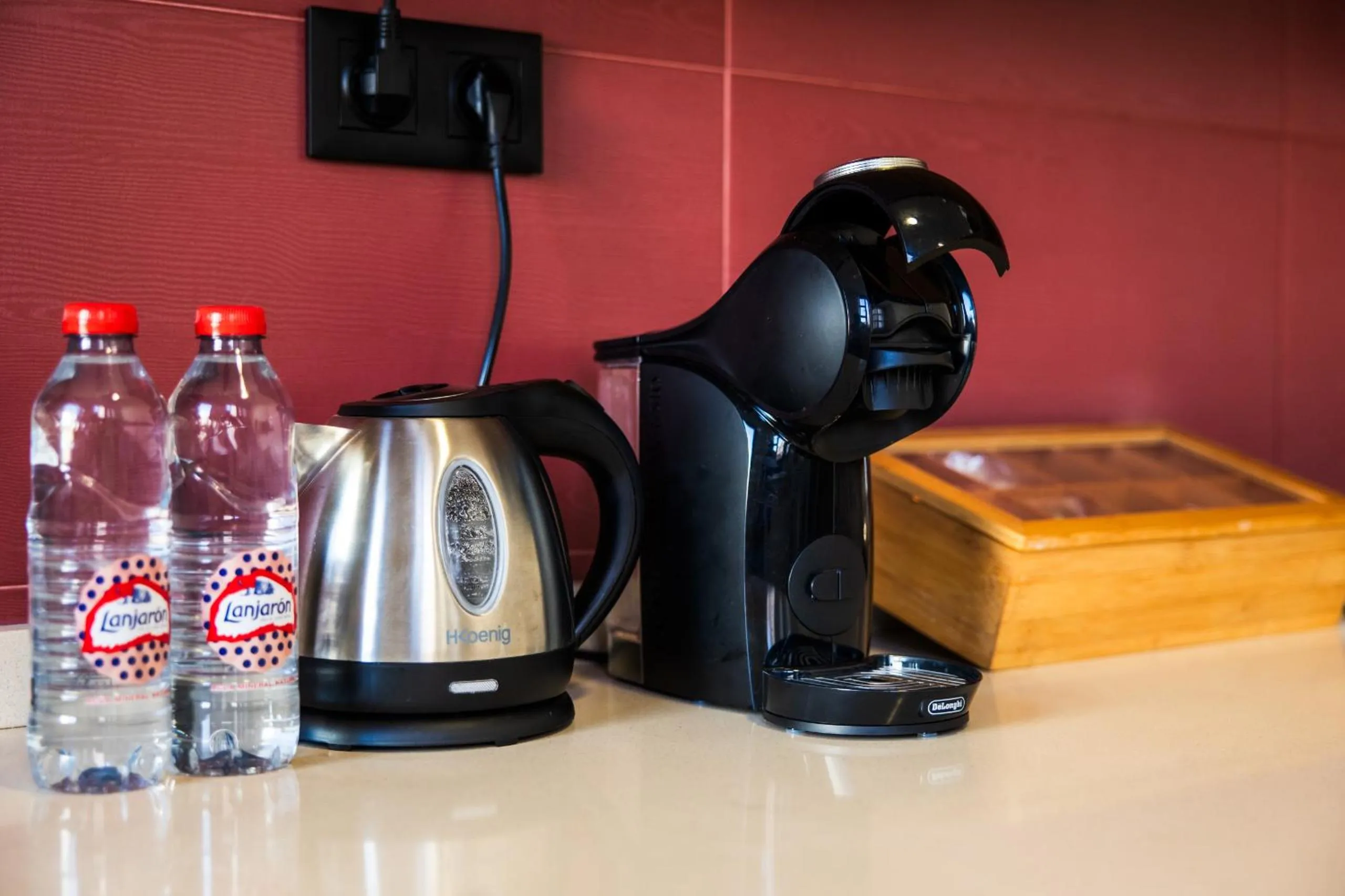 Kitchen or kitchenette in Apartamentos Reyes Católicos