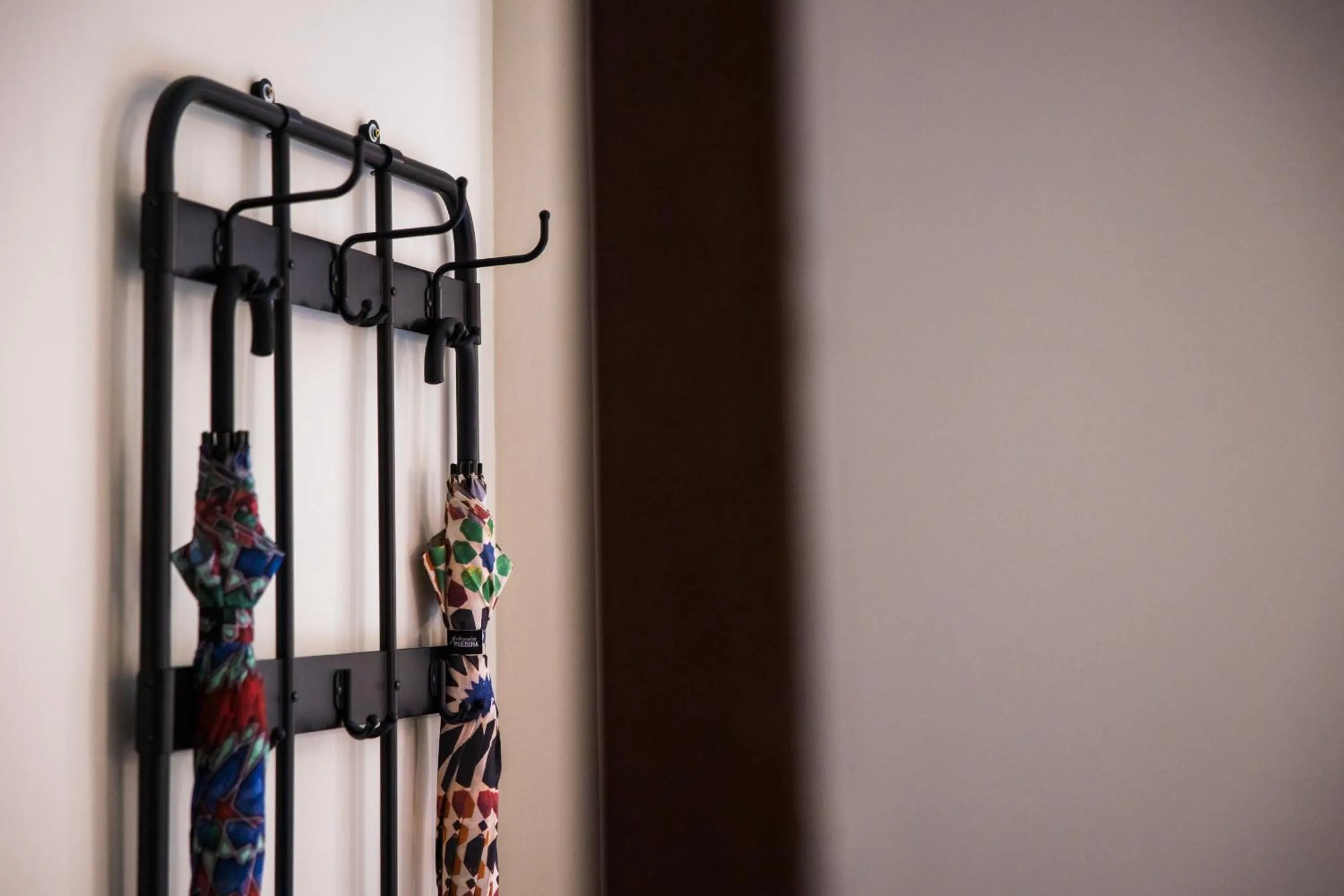 Decorative detail in Apartamentos Reyes Católicos