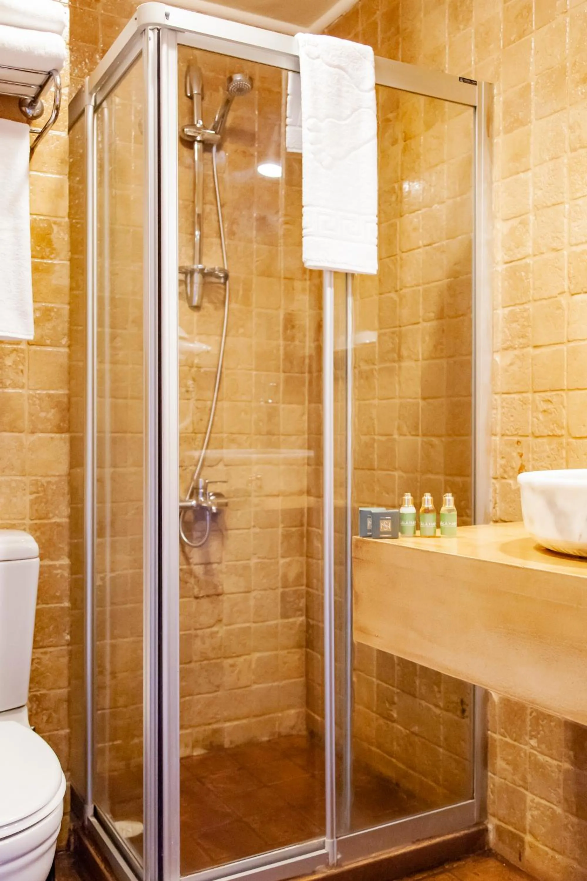 Bathroom in ÂLÂ HAN BOUTIQUE HOTEL