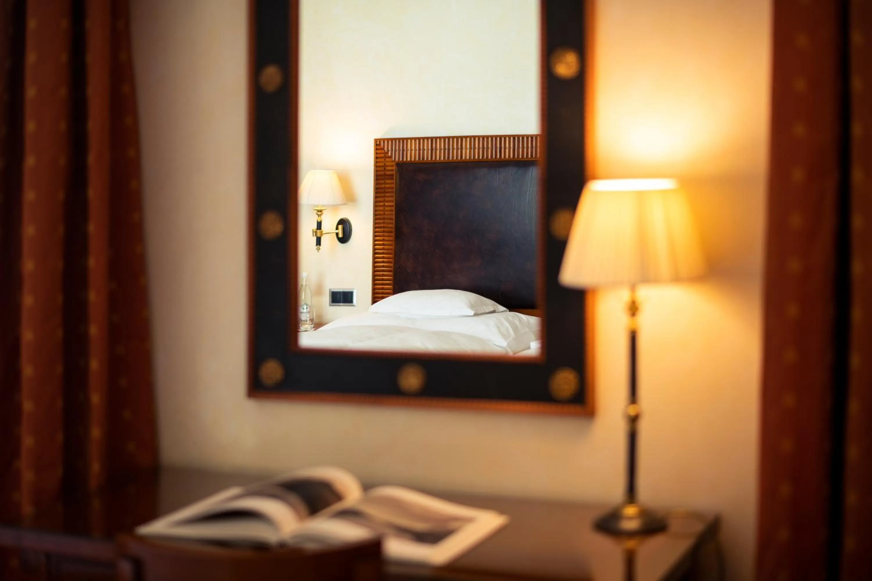 Bed in Grand Hotel Kronenhof